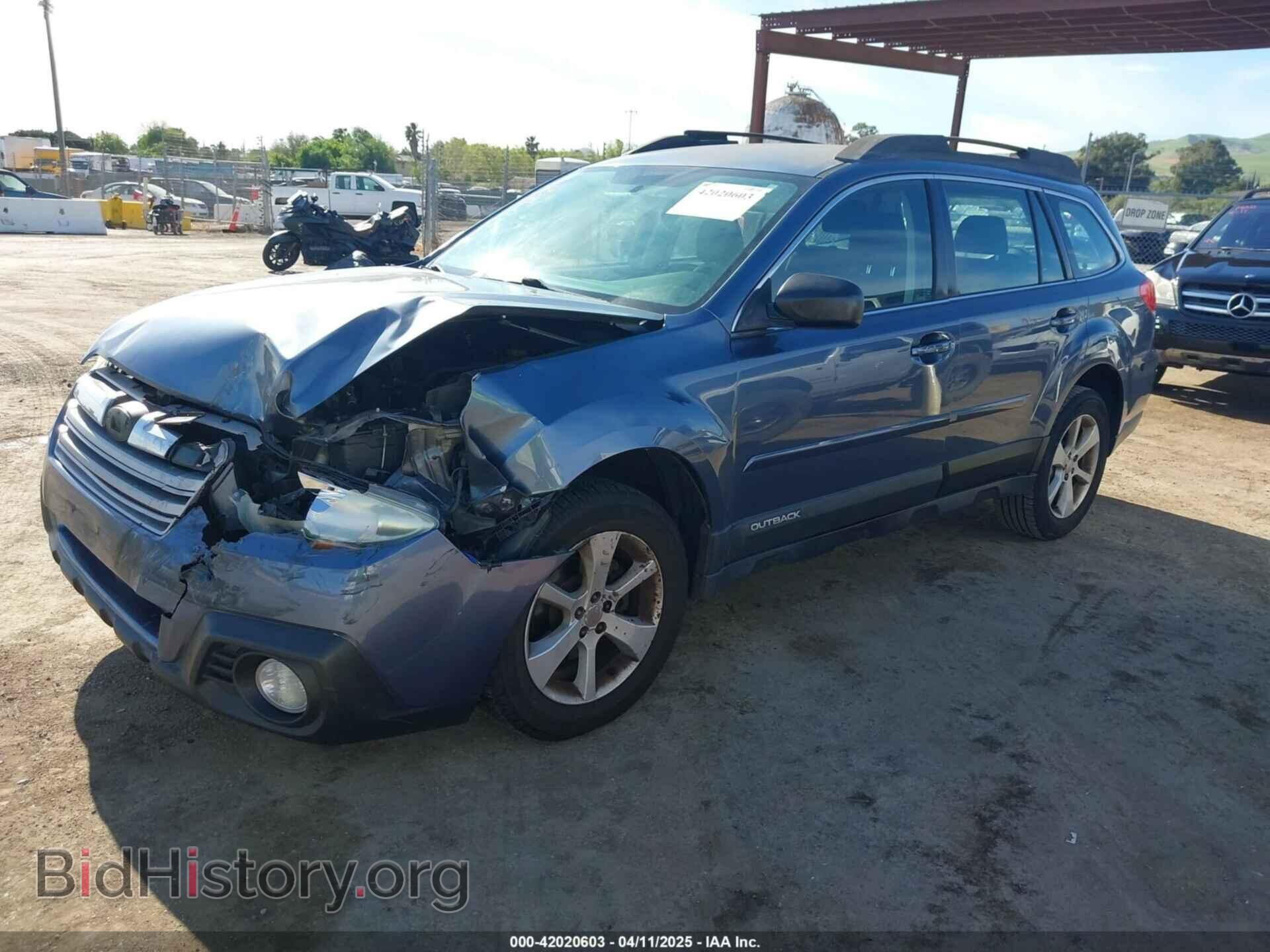 2014 SUBARU OUTBACK - VIN: 4S4BRBAC4E3241838 - Фото 2