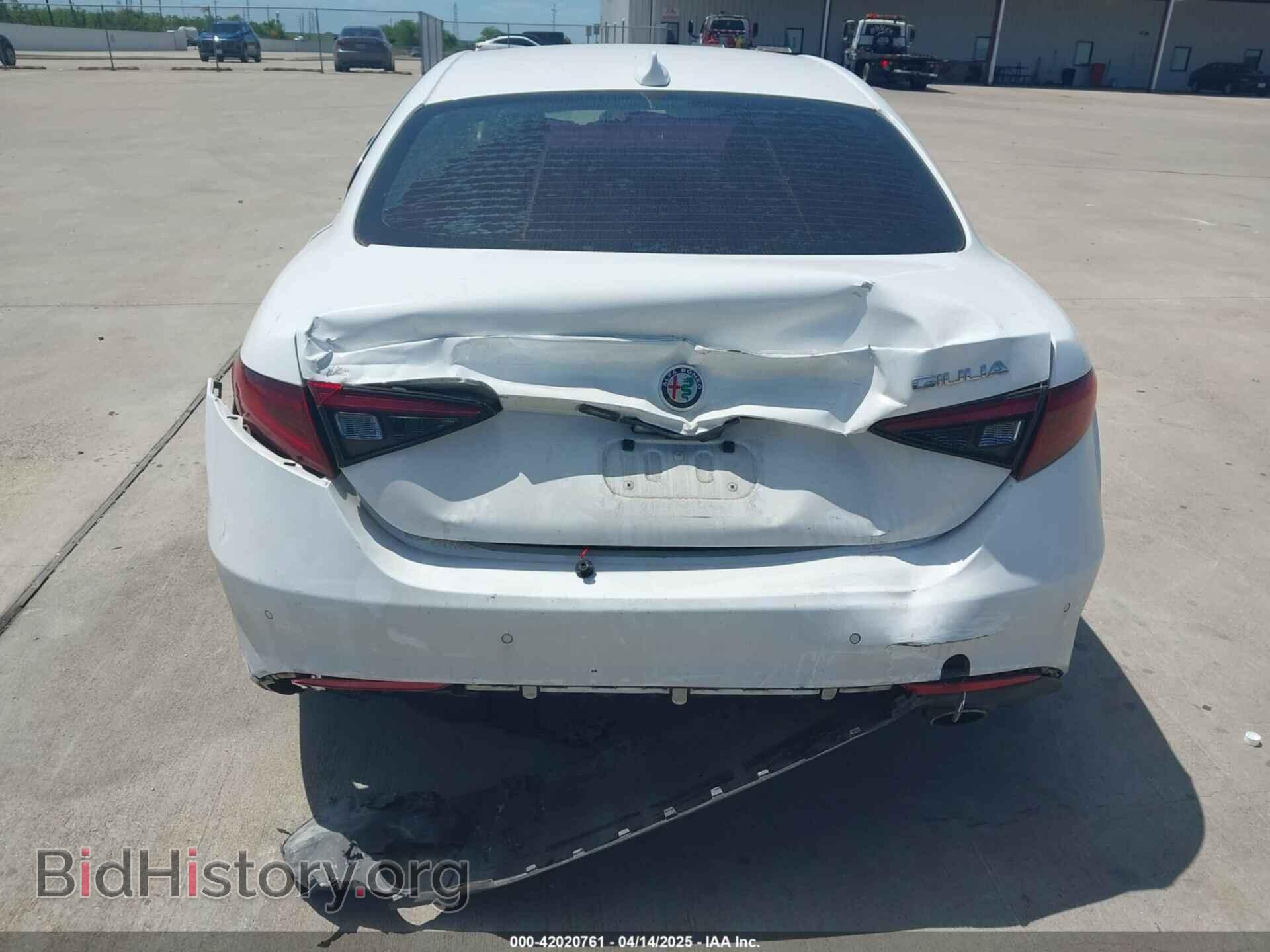 2017 ALFA ROMEO GIULIA - VIN: ZARFAEBN2H7537152 - Фото 16