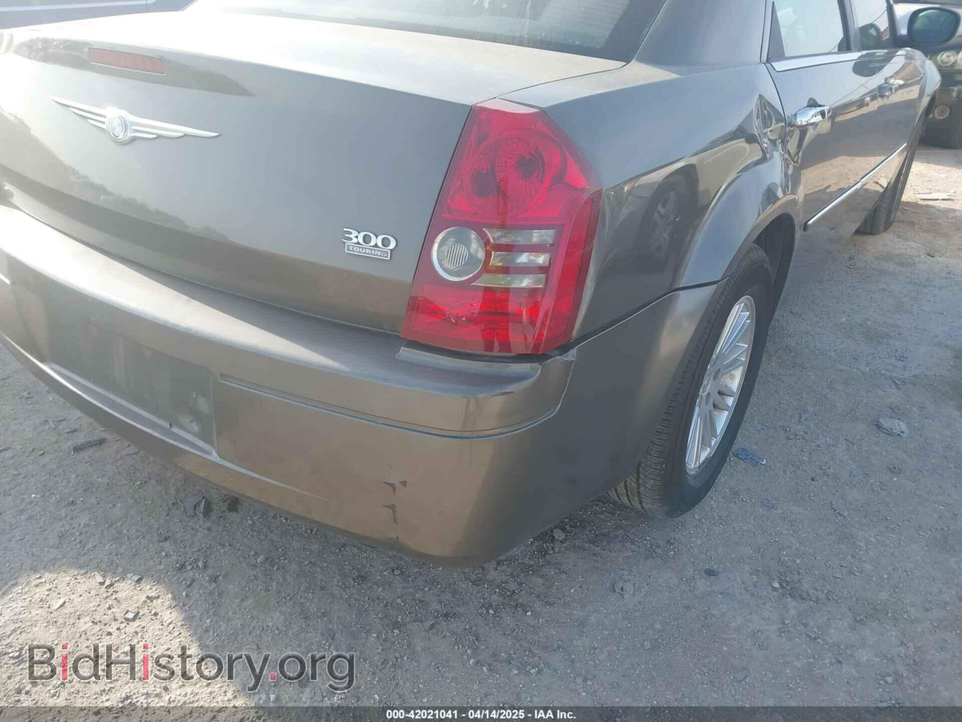 2010 CHRYSLER 300 - VIN: 2C3CA4CD1AH206042 - Фото 12