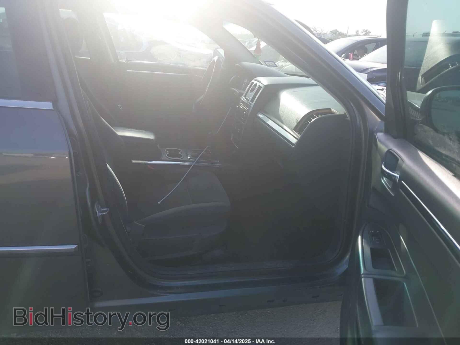 2010 CHRYSLER 300 - VIN: 2C3CA4CD1AH206042 - Фото 5