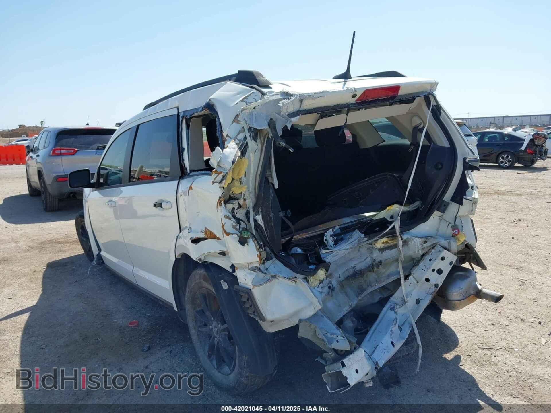 2019 DODGE JOURNEY - VIN: 3C4PDCBB9KT863288 - Фото 3