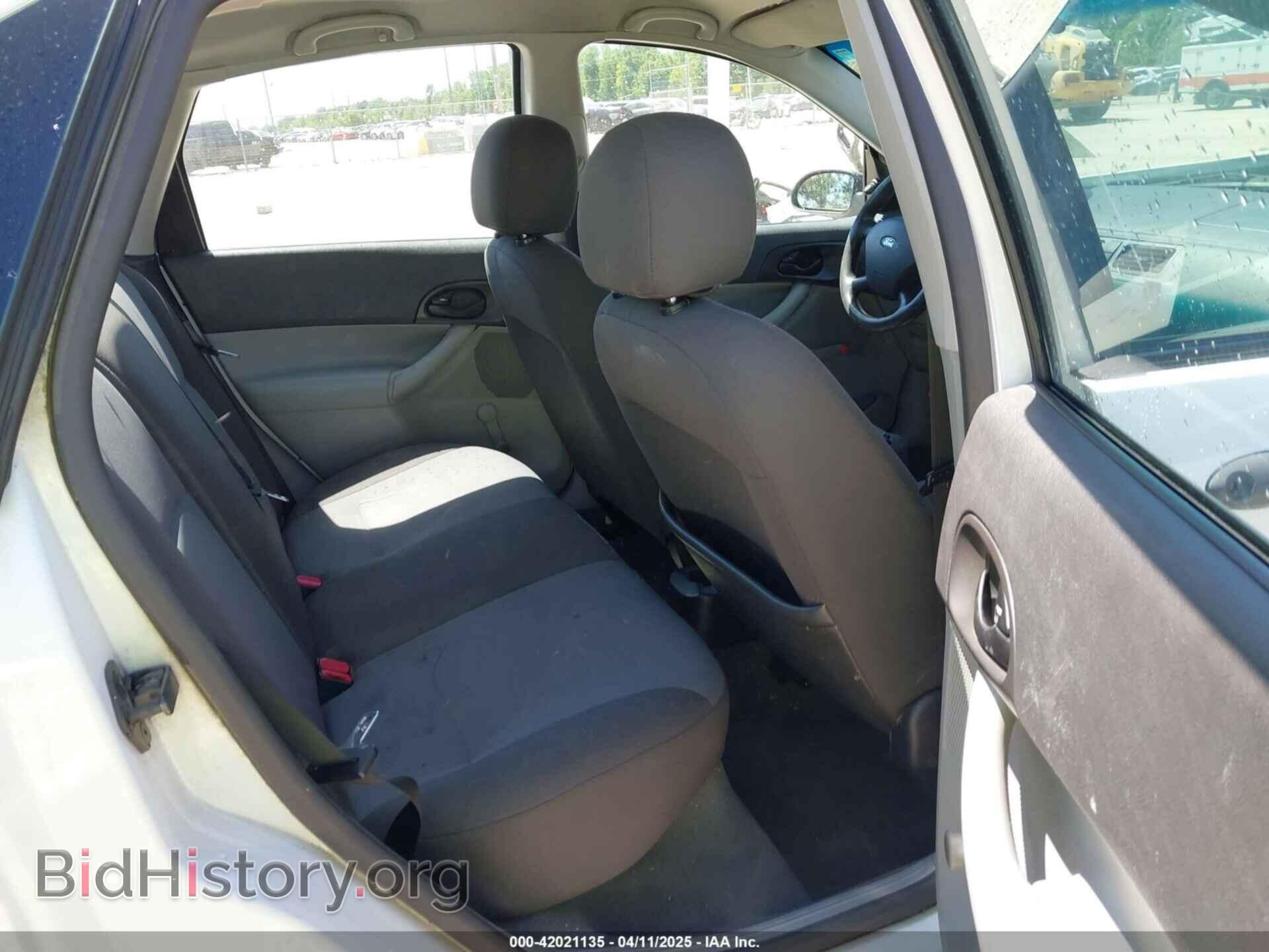 2007 FORD FOCUS - VIN: 1FAFP34N17W124403 - Фото 8