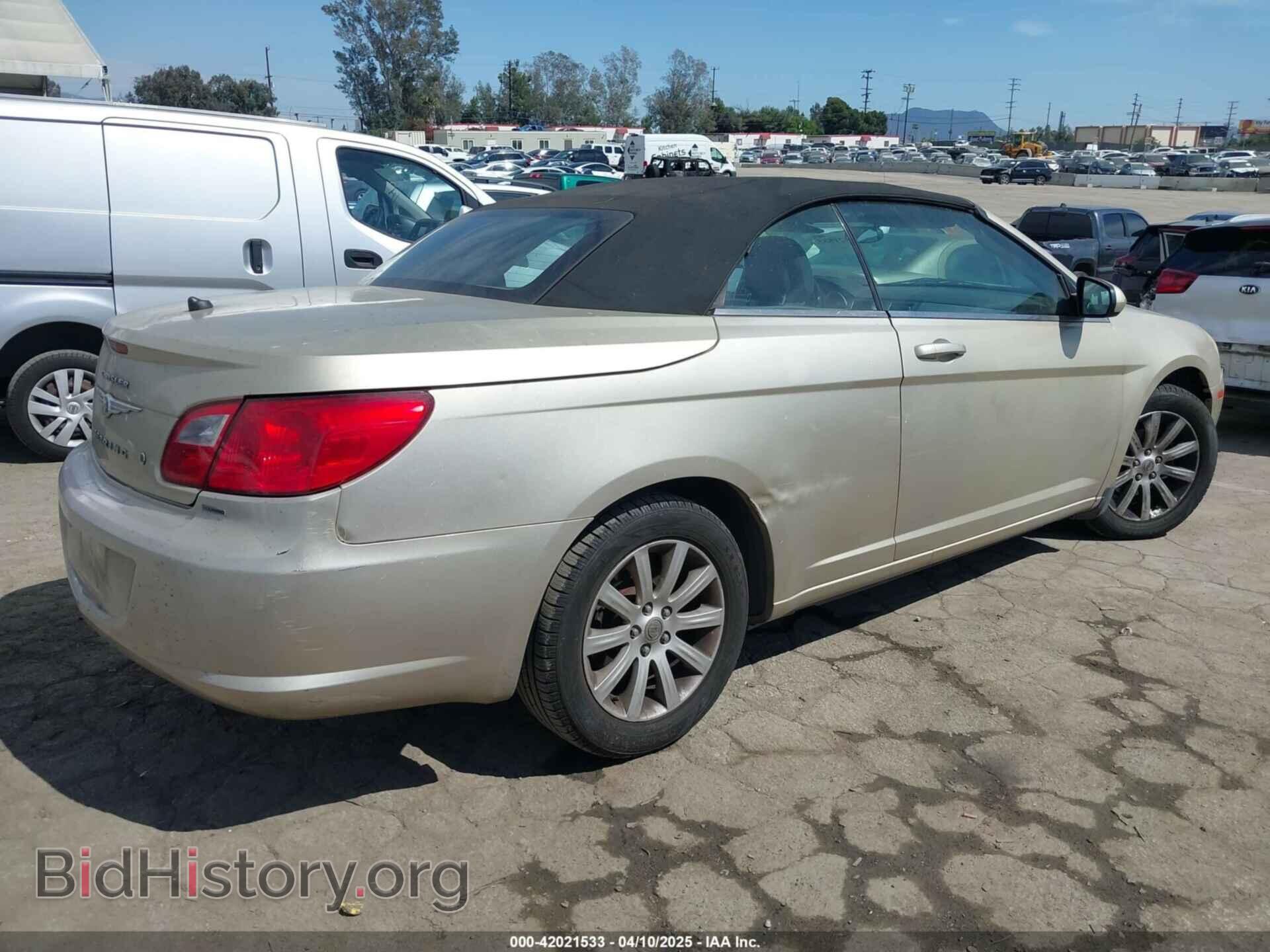 2010 CHRYSLER SEBRING - VIN: 1C3BC5ED7AN142671 - Фото 4