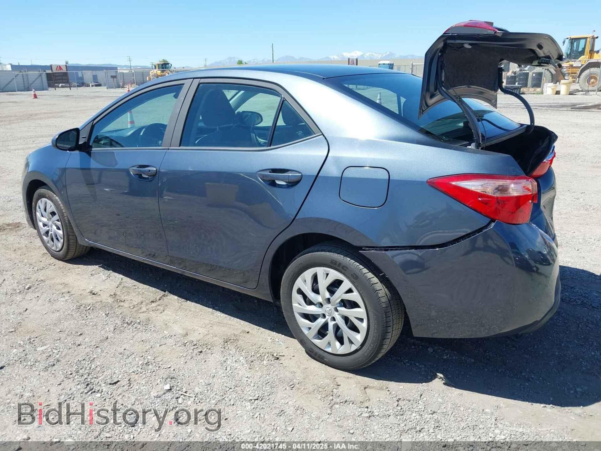 2017 TOYOTA COROLLA - VIN: 5YFBURHE3HP582792 - Фото 3