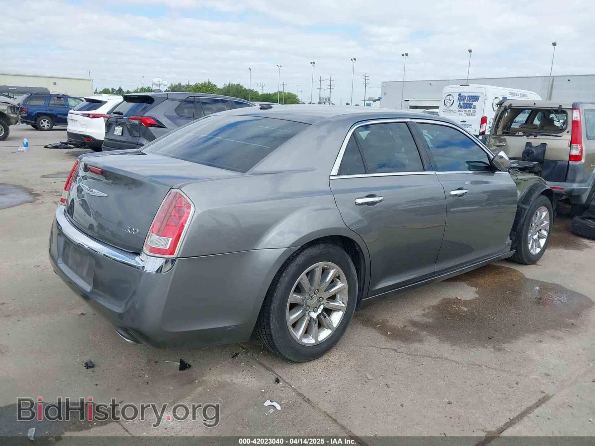 2012 CHRYSLER 300 - VIN: 2C3CCACG9CH227436 - Фото 4