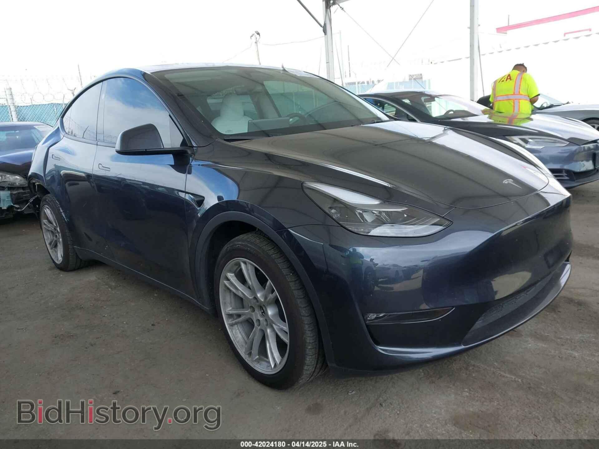 Photo 7SAYGDEE2RF069588 - TESLA MODEL Y 2024