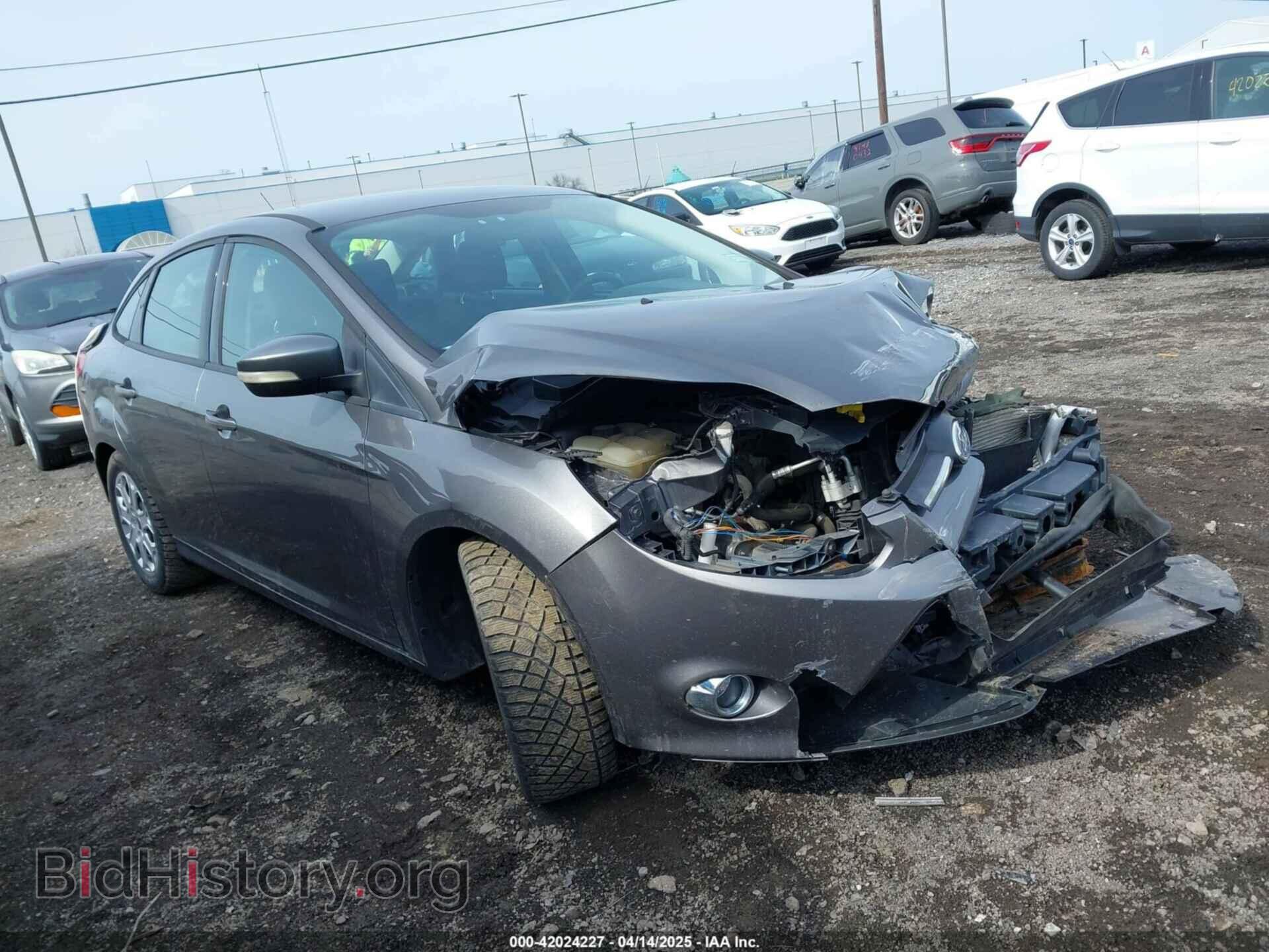 Photo 1FAHP3F23CL381537 - FORD FOCUS 2012