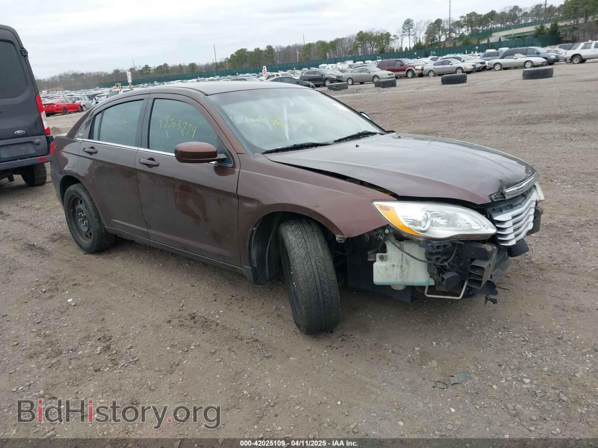 Photo 1C3CCBAB1DN568996 - CHRYSLER 200 2013