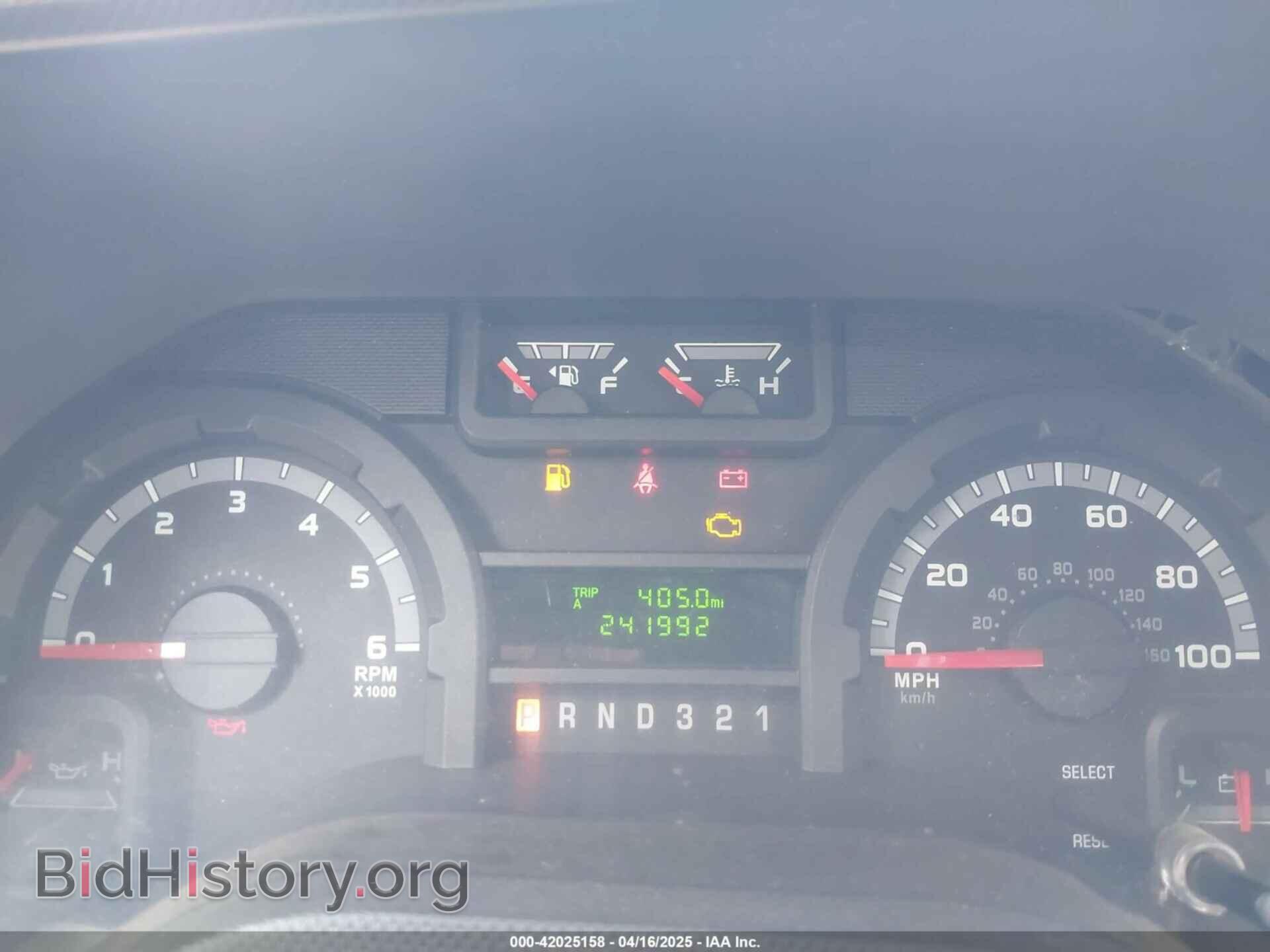 2011 FORD E-450 CUTAWAY - VIN: 1FDFE4FS9BDA63245 - Фото 5
