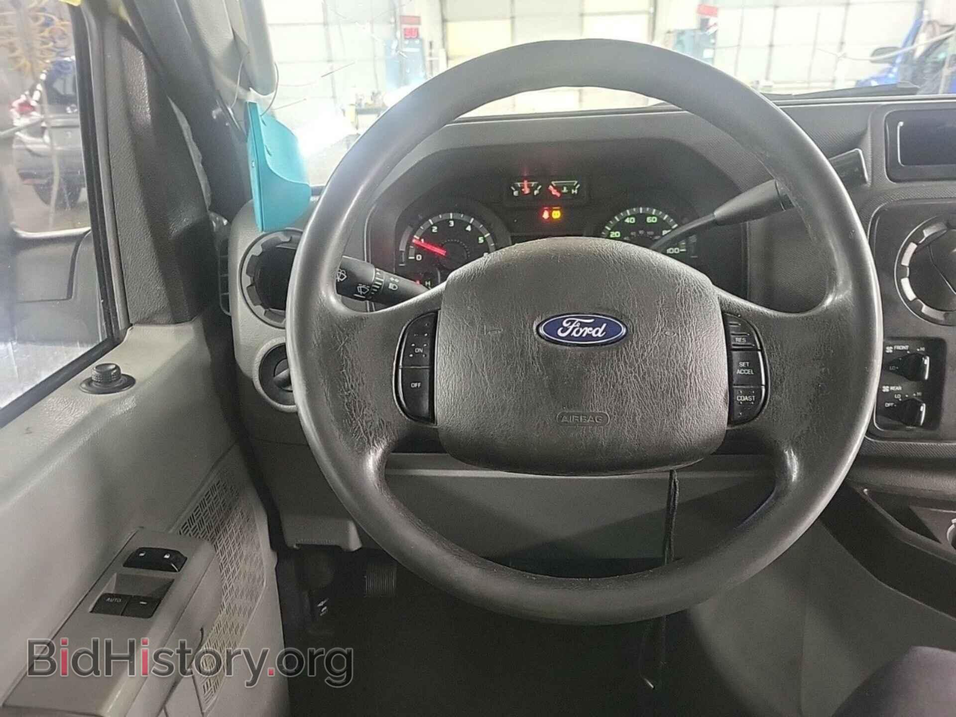 2014 FORD ECONOLINE - VIN: 1FBSS3BL8EDB03764 - Photo 3