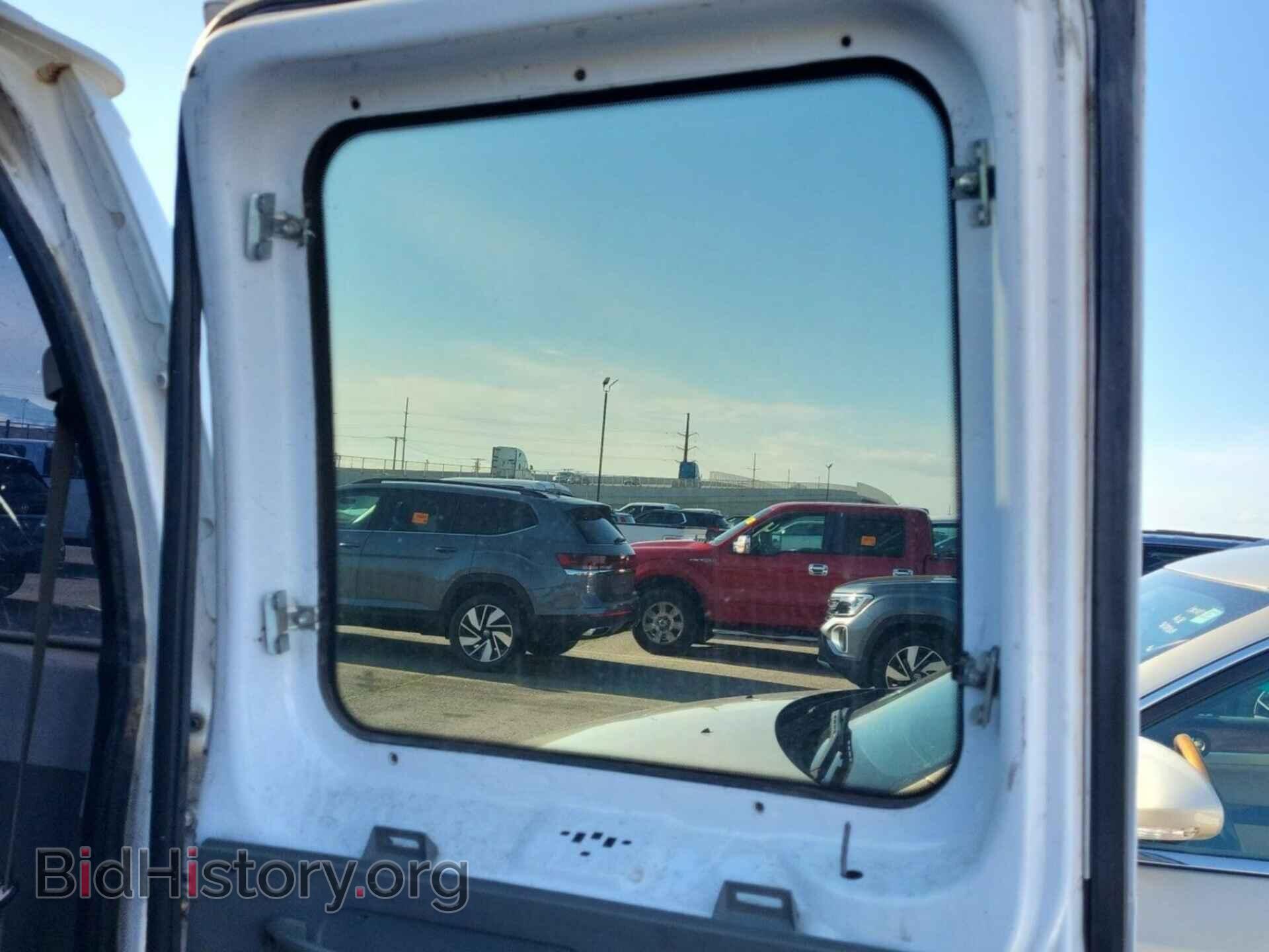 2014 FORD ECONOLINE - VIN: 1FBSS3BL8EDB03764 - Photo 26