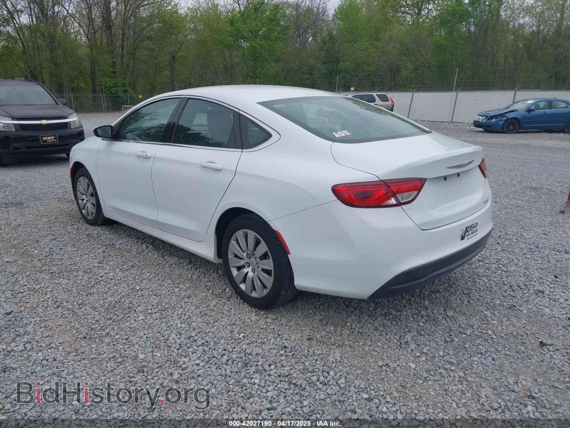 2016 CHRYSLER 200 - VIN: 1C3CCCFB2GN170702 - Фото 3