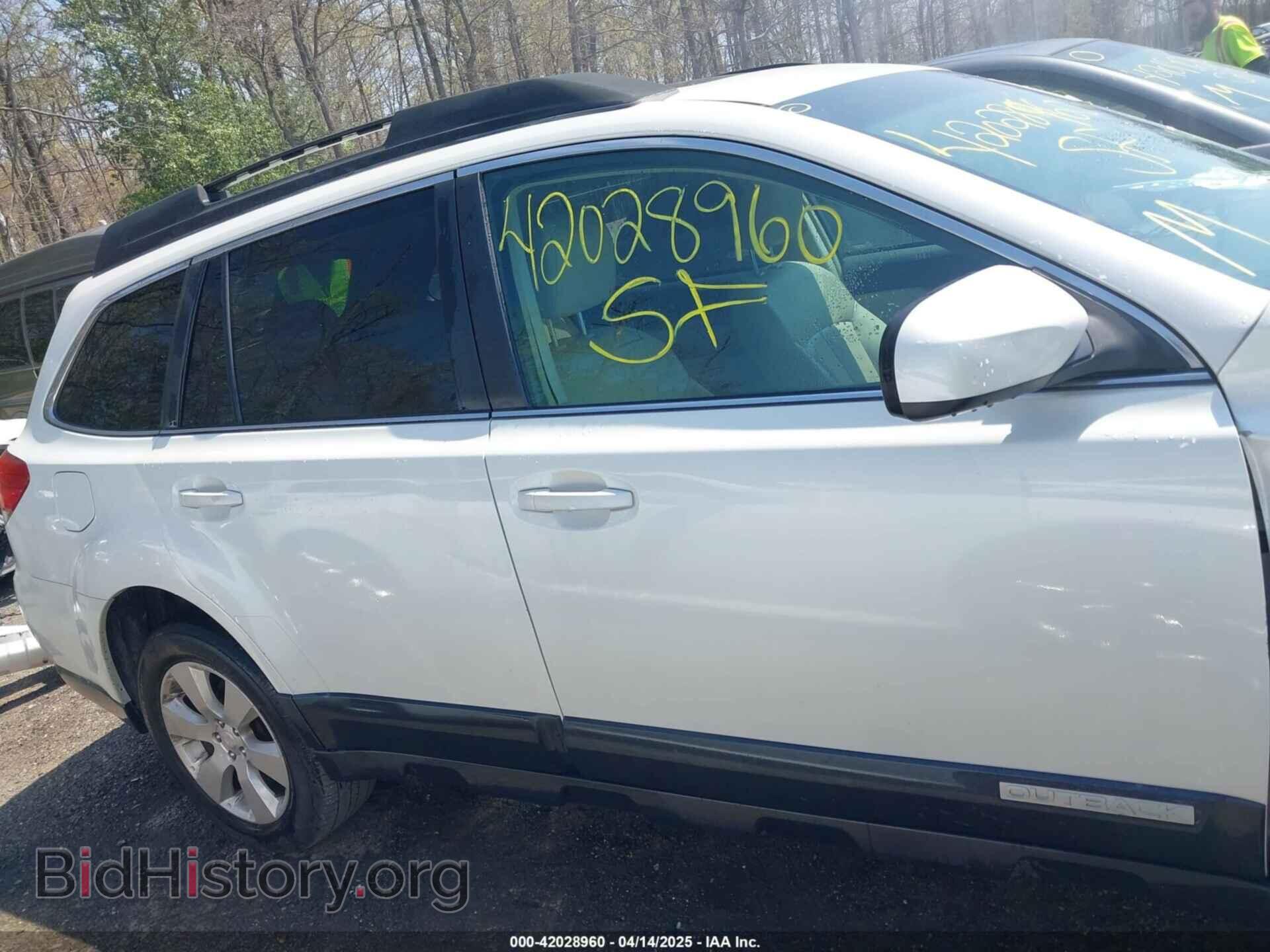2011 SUBARU OUTBACK - VIN: 4S4BRDKCXB2391027 - Фото 14