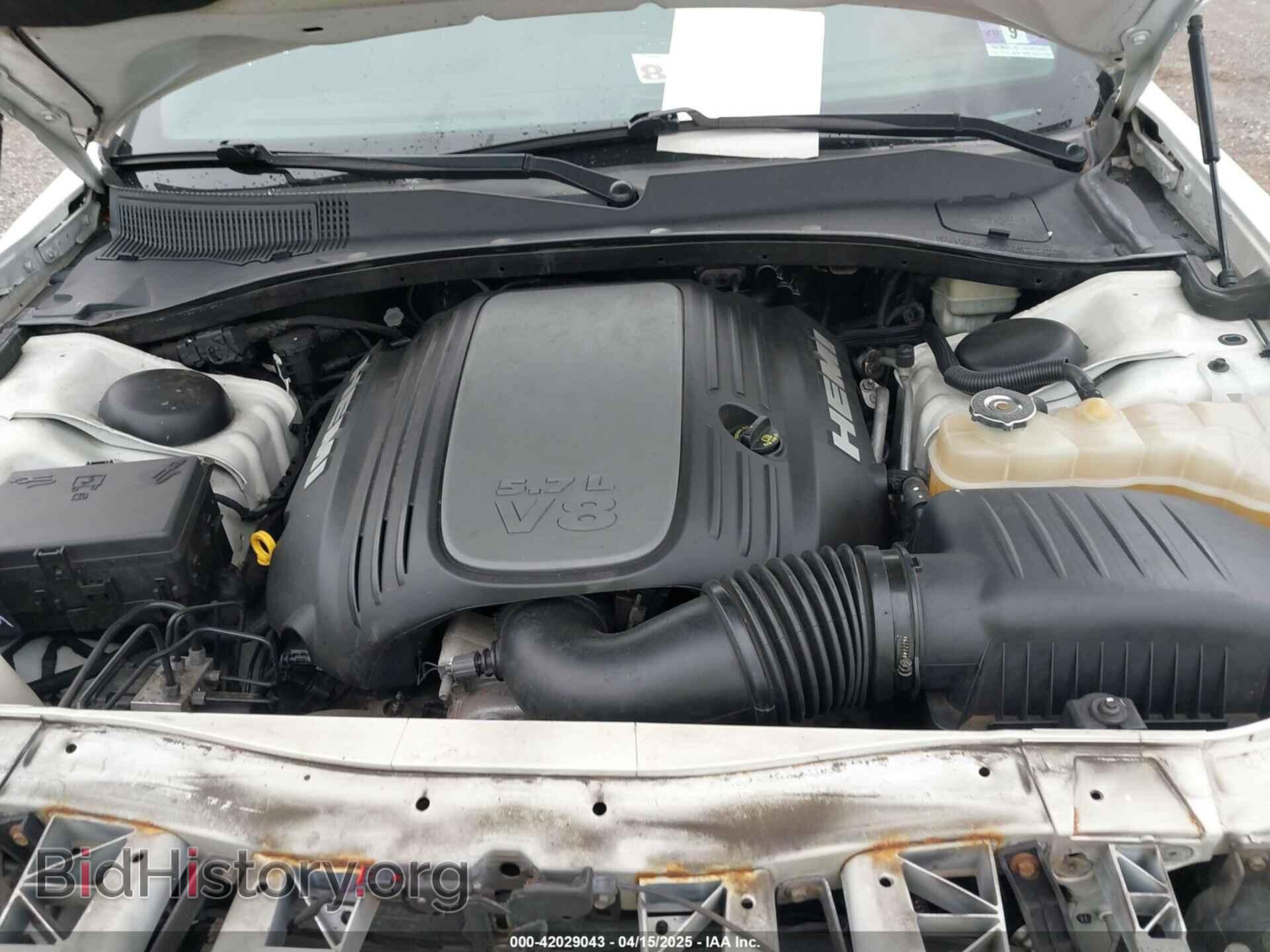 2013 CHRYSLER 300 - VIN: 2C3CCAGT5DH733211 - Фото 10