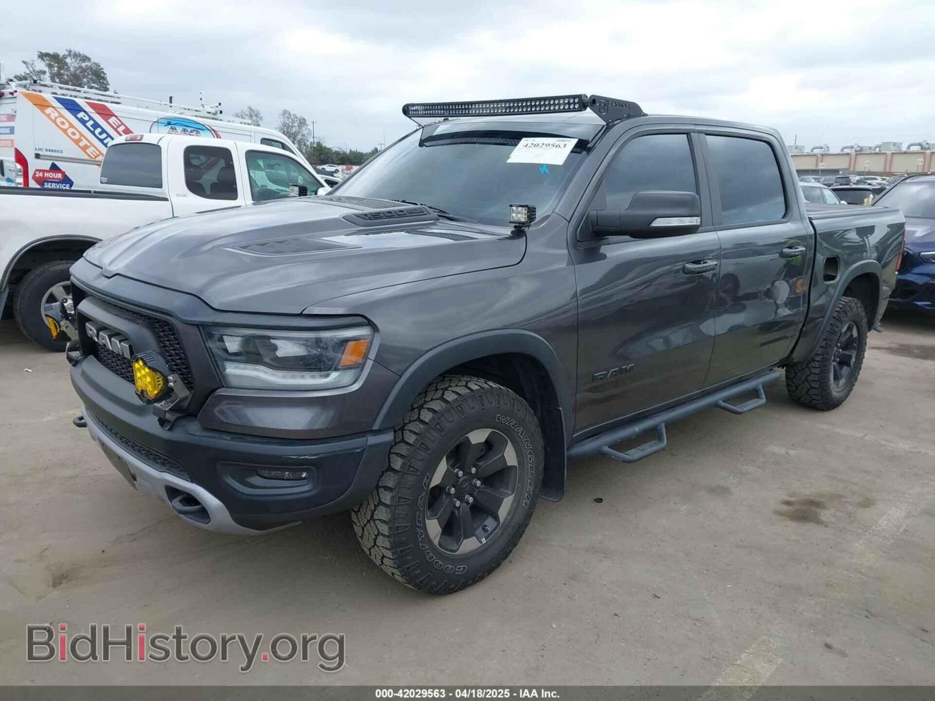 2020 RAM 1500 - VIN: 1C6SRFLT9LN360521 - Фото 2