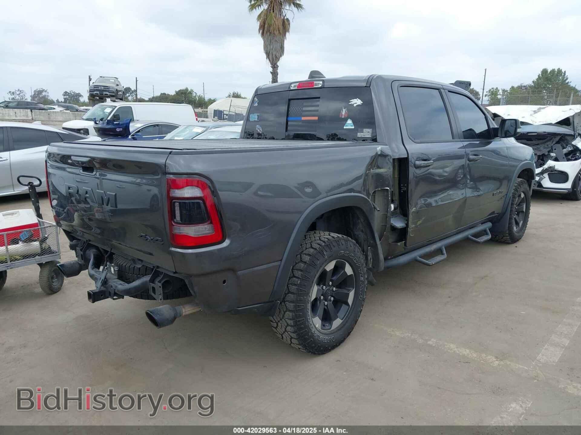 2020 RAM 1500 - VIN: 1C6SRFLT9LN360521 - Фото 4