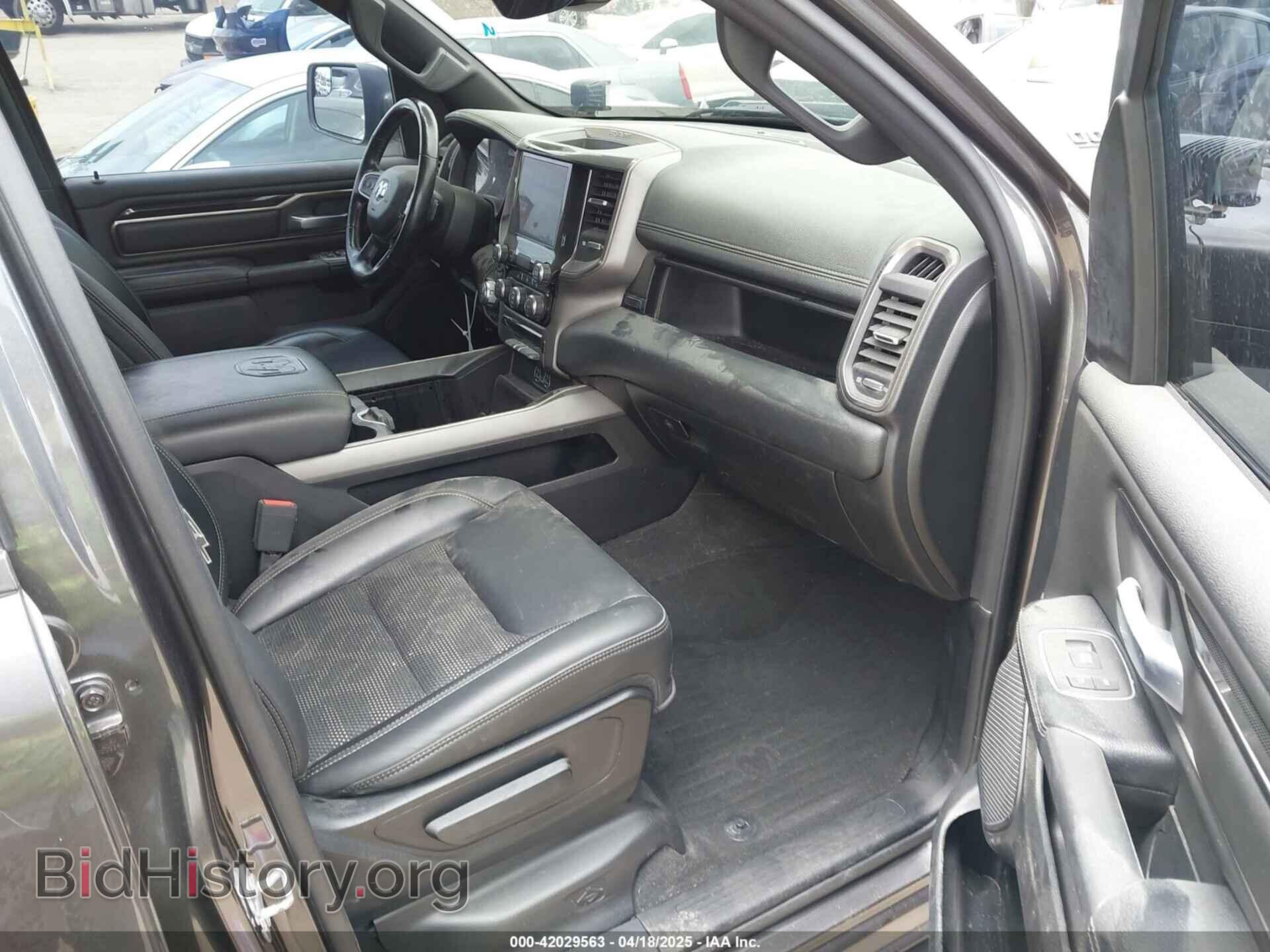 2020 RAM 1500 - VIN: 1C6SRFLT9LN360521 - Фото 5