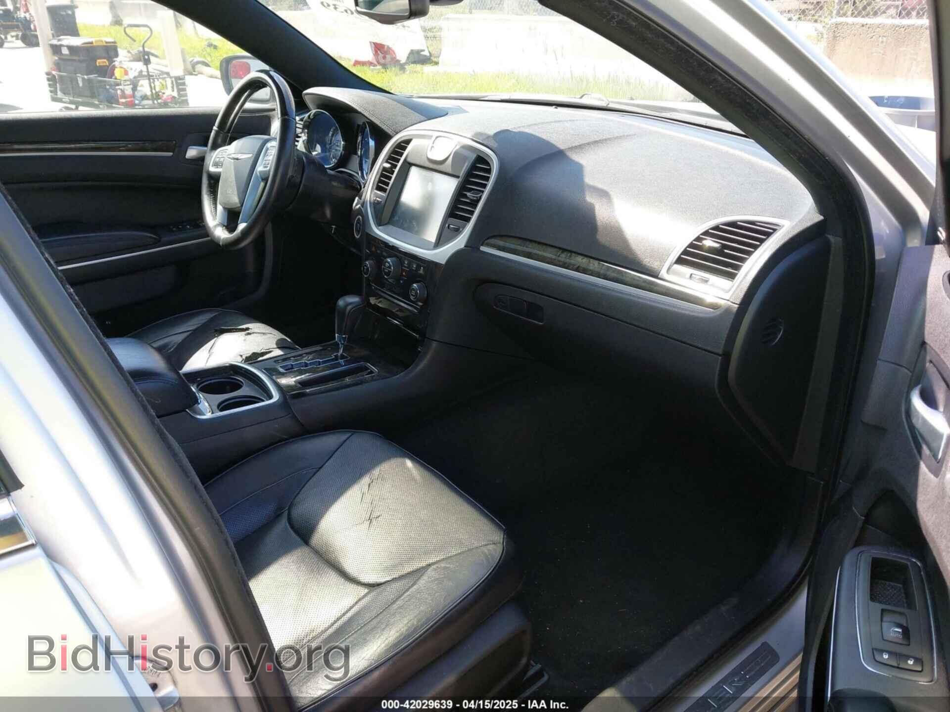 2012 CHRYSLER 300C - VIN: 2C3CCAET2CH207796 - Фото 5
