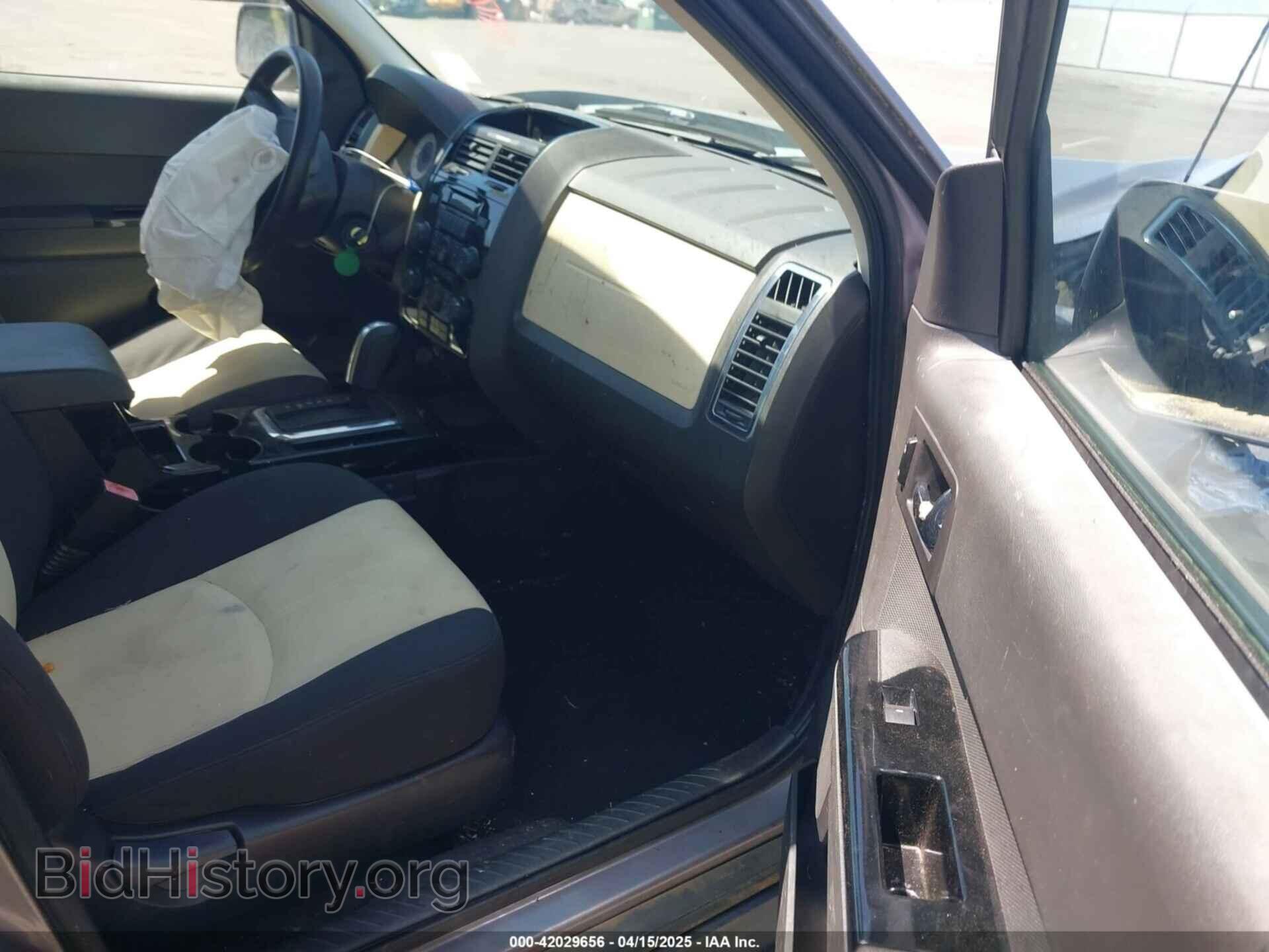 2008 MAZDA TRIBUTE - VIN: 4F2CZ06138KM04364 - Фото 5