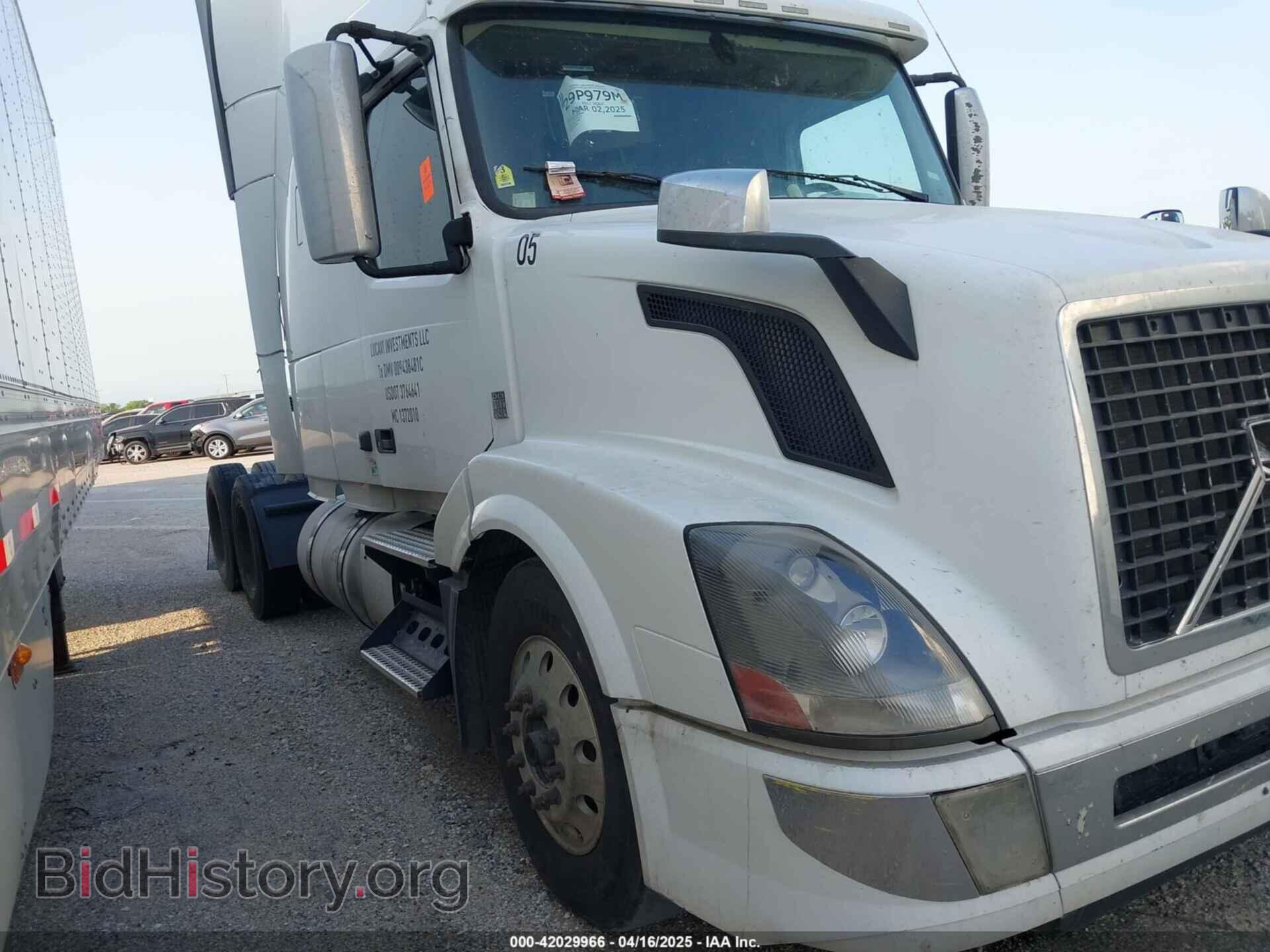 Фотография 4V4NC9EH1HN984682 - VOLVO VNL 2017