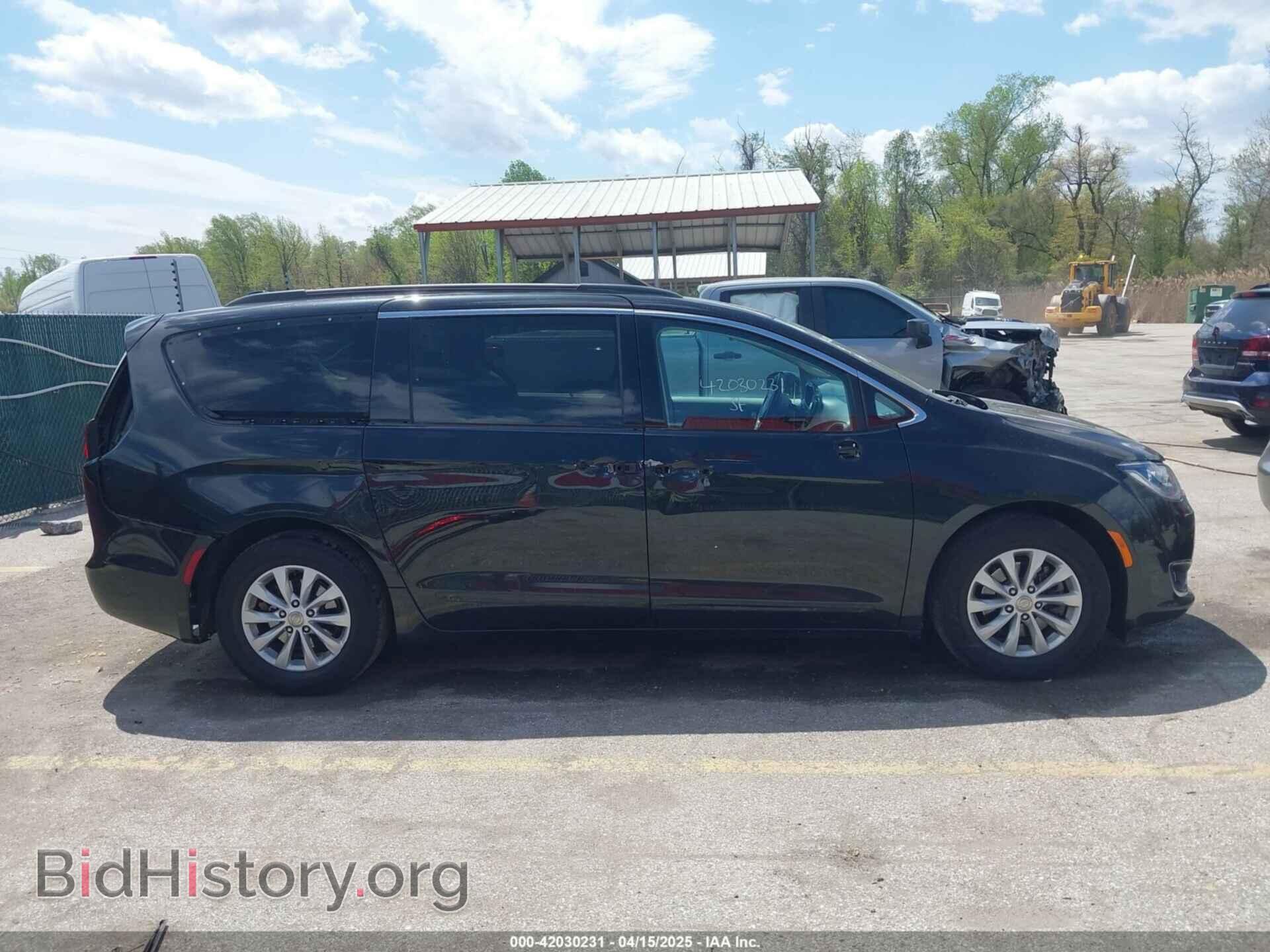 2017 CHRYSLER PACIFICA - VIN: 2C4RC1BG8HR747765 - Фото 14