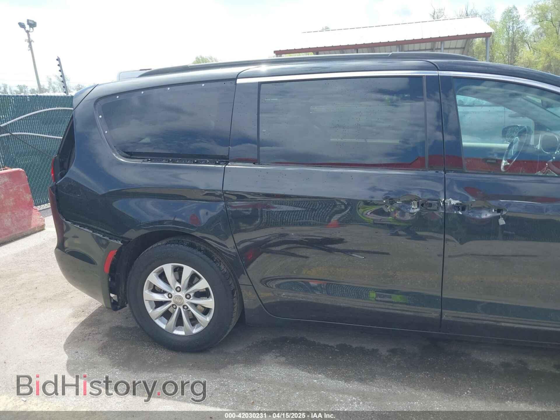 2017 CHRYSLER PACIFICA - VIN: 2C4RC1BG8HR747765 - Фото 18