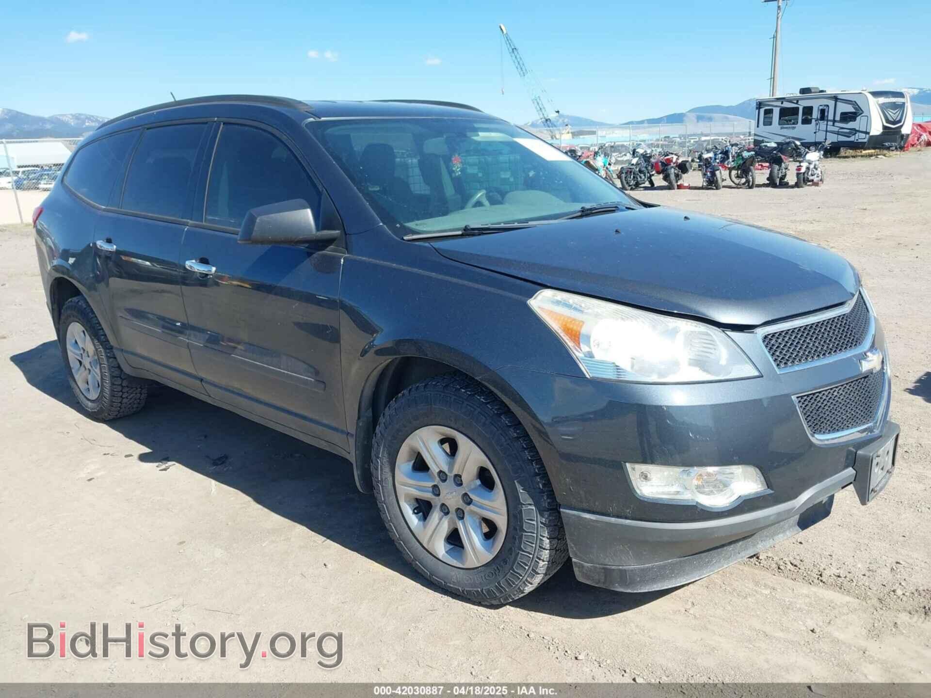 Photo 1GNKVFED6CJ257596 - CHEVROLET TRAVERSE 2012