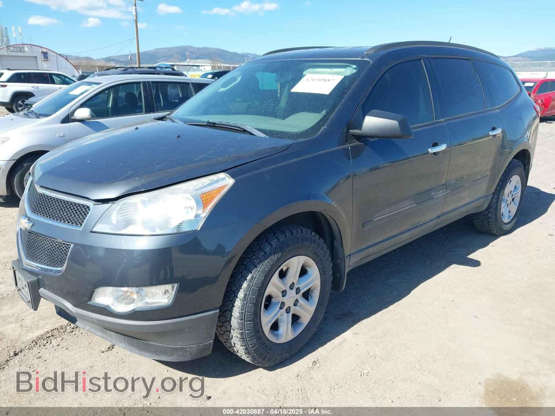 2012 CHEVROLET TRAVERSE - VIN: 1GNKVFED6CJ257596 - Фото 2