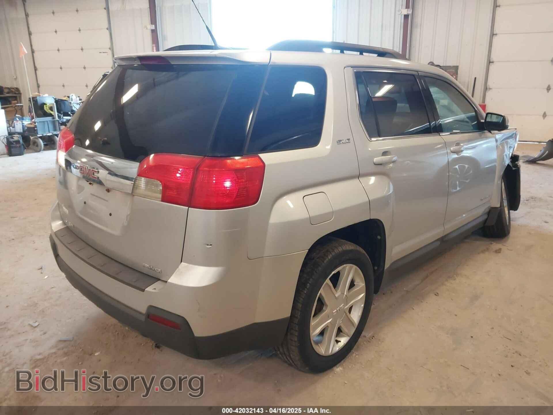2011 GMC TERRAIN - VIN: 2CTFLTECXB6424323 - Photo 4
