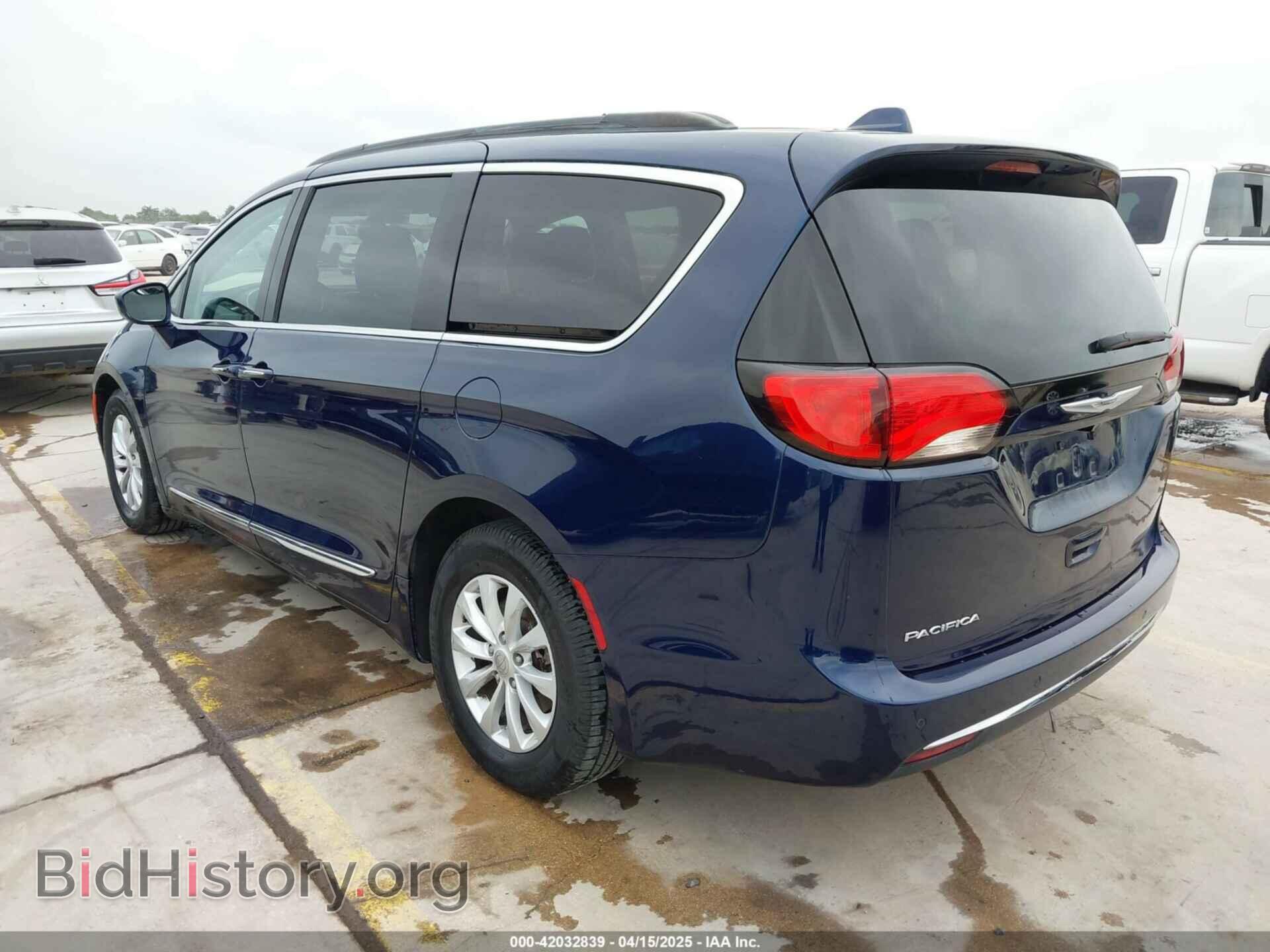2017 CHRYSLER PACIFICA - VIN: 2C4RC1BG2HR526422 - Фото 3
