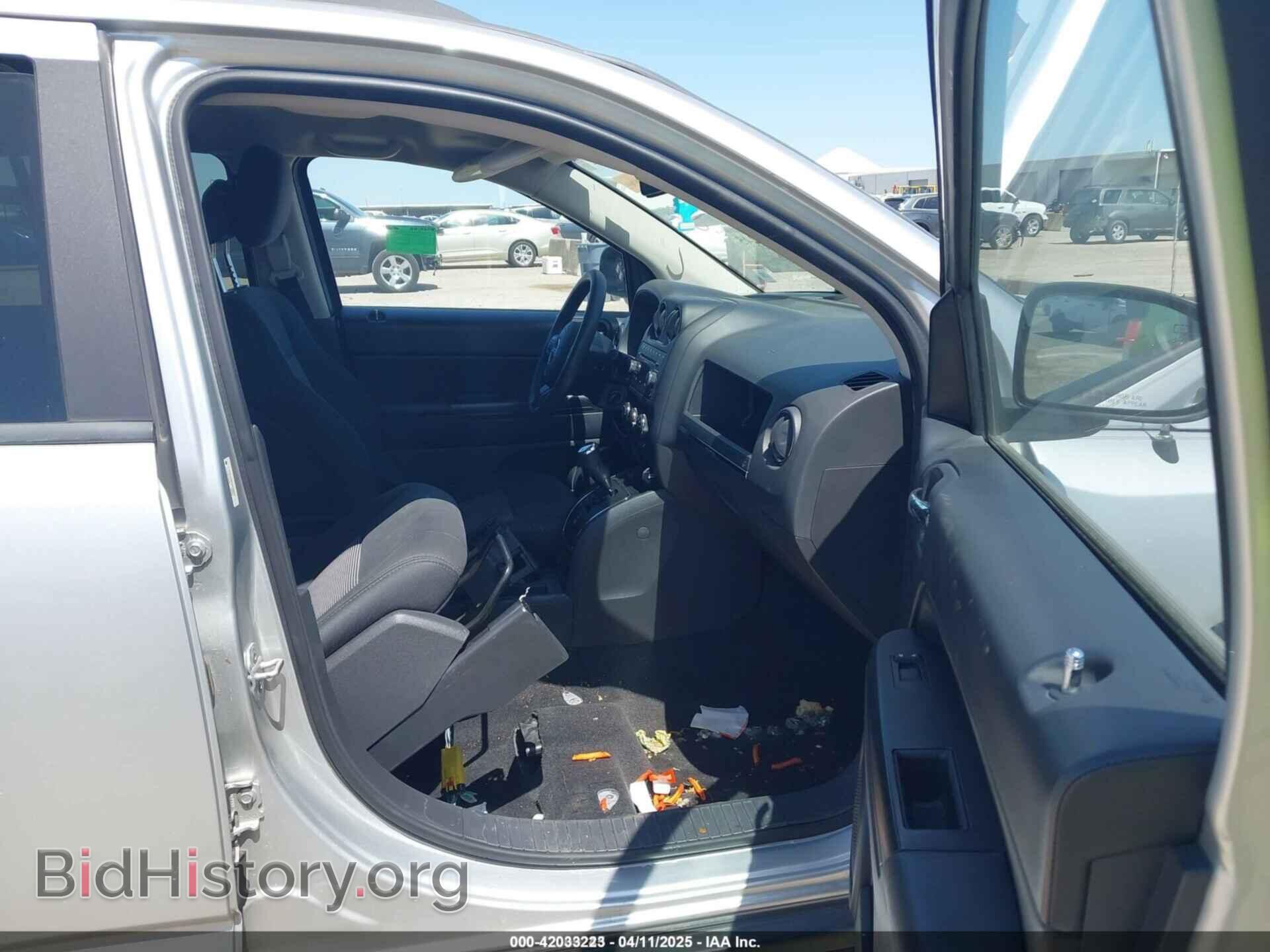 2012 JEEP COMPASS - VIN: 1C4NJCBB1CD660077 - Photo 5