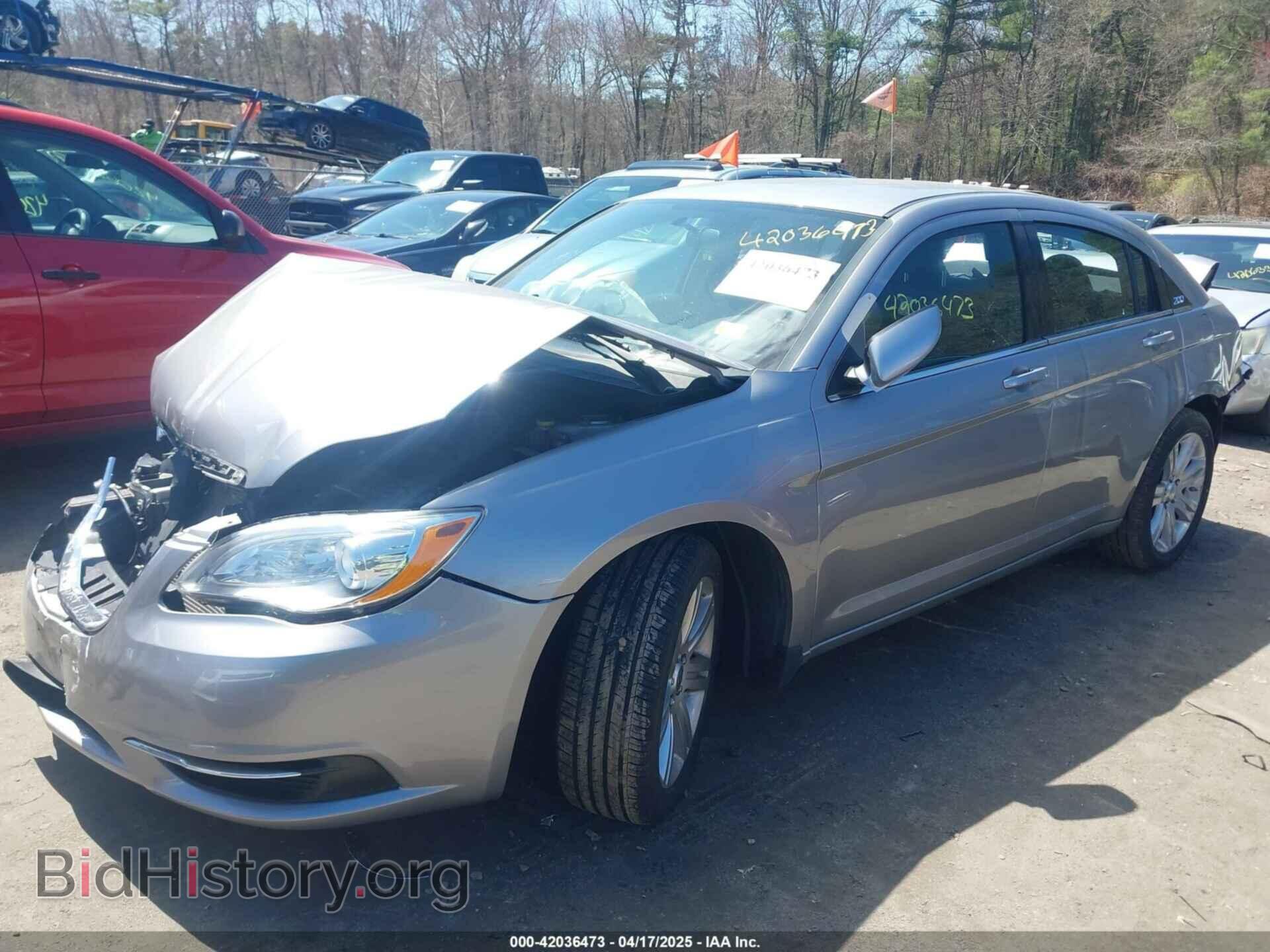2013 CHRYSLER 200 - VIN: 1C3CCBBB2DN575535 - Photo 2