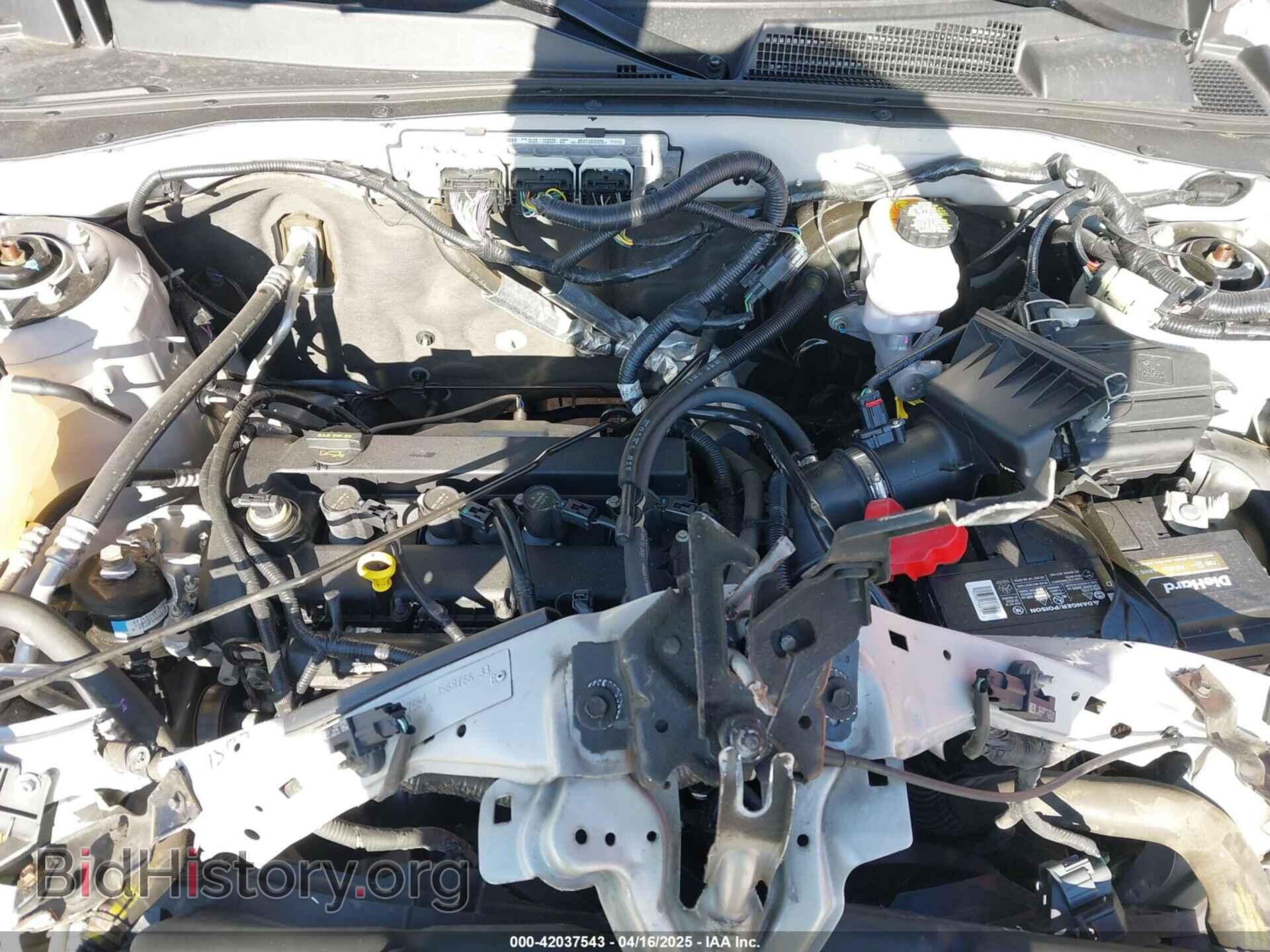 2011 FORD ESCAPE - VIN: 1FMCU0C71BKB01898 - Фото 10
