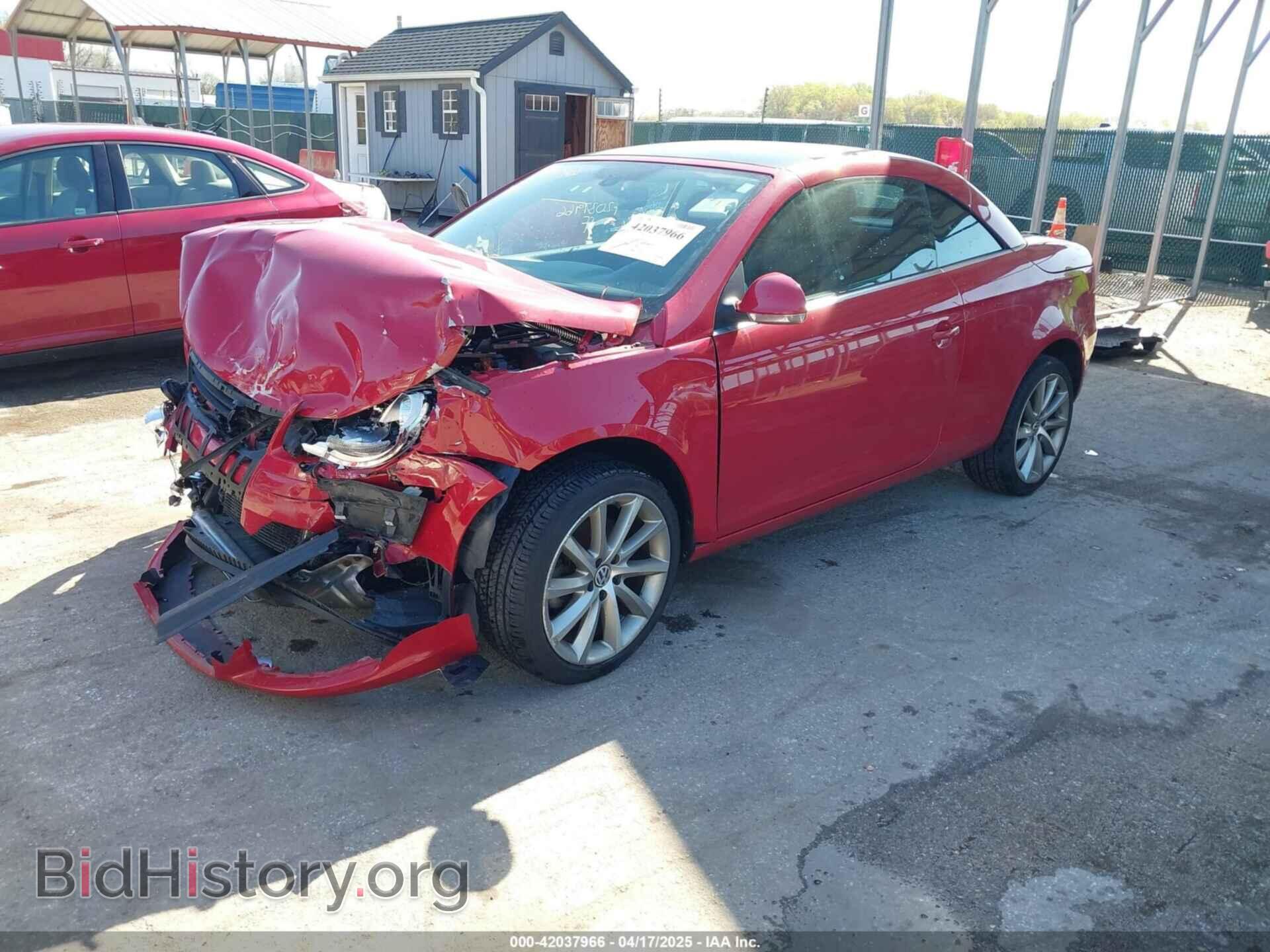 2007 VOLKSWAGEN EOS - VIN: WVWDA71F37V043660 - Фото 2