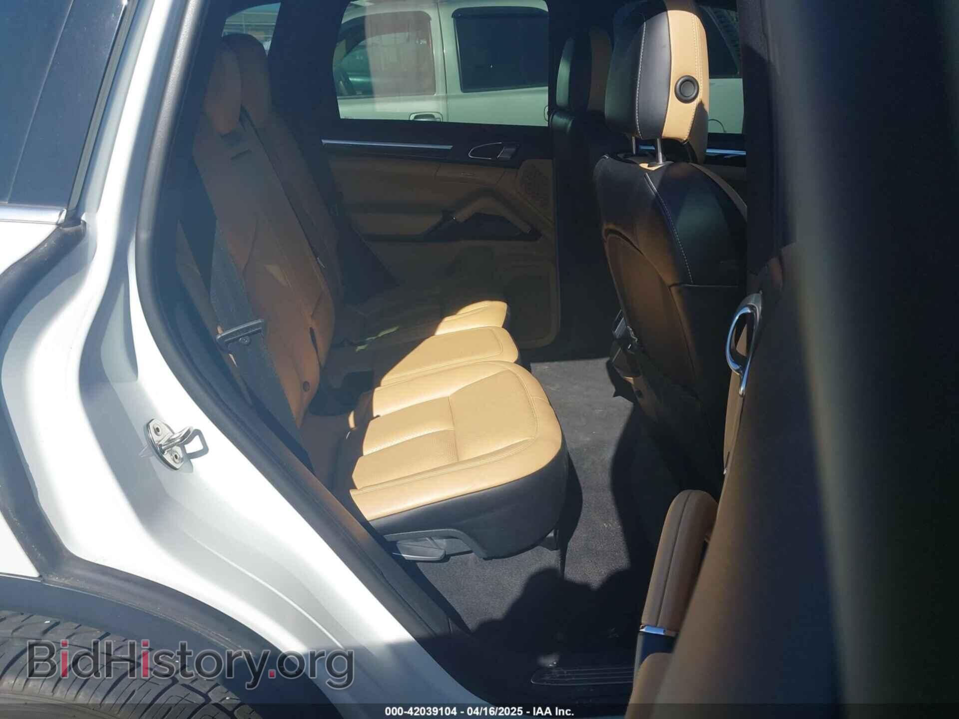 2016 PORSCHE CAYENNE - VIN: WP1AA2A20GKA09257 - Фото 8