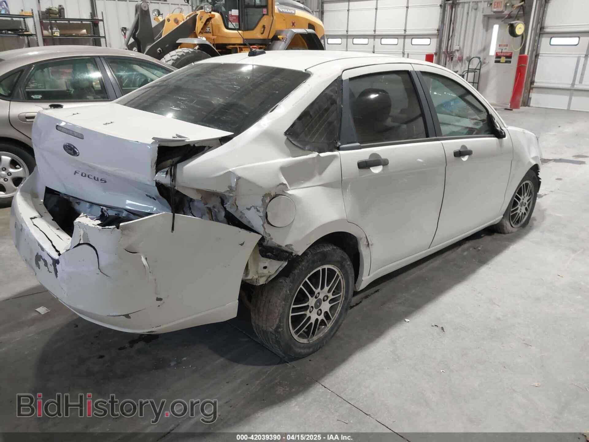 2010 FORD FOCUS - VIN: 1FAHP3FN3AW190237 - Фото 4