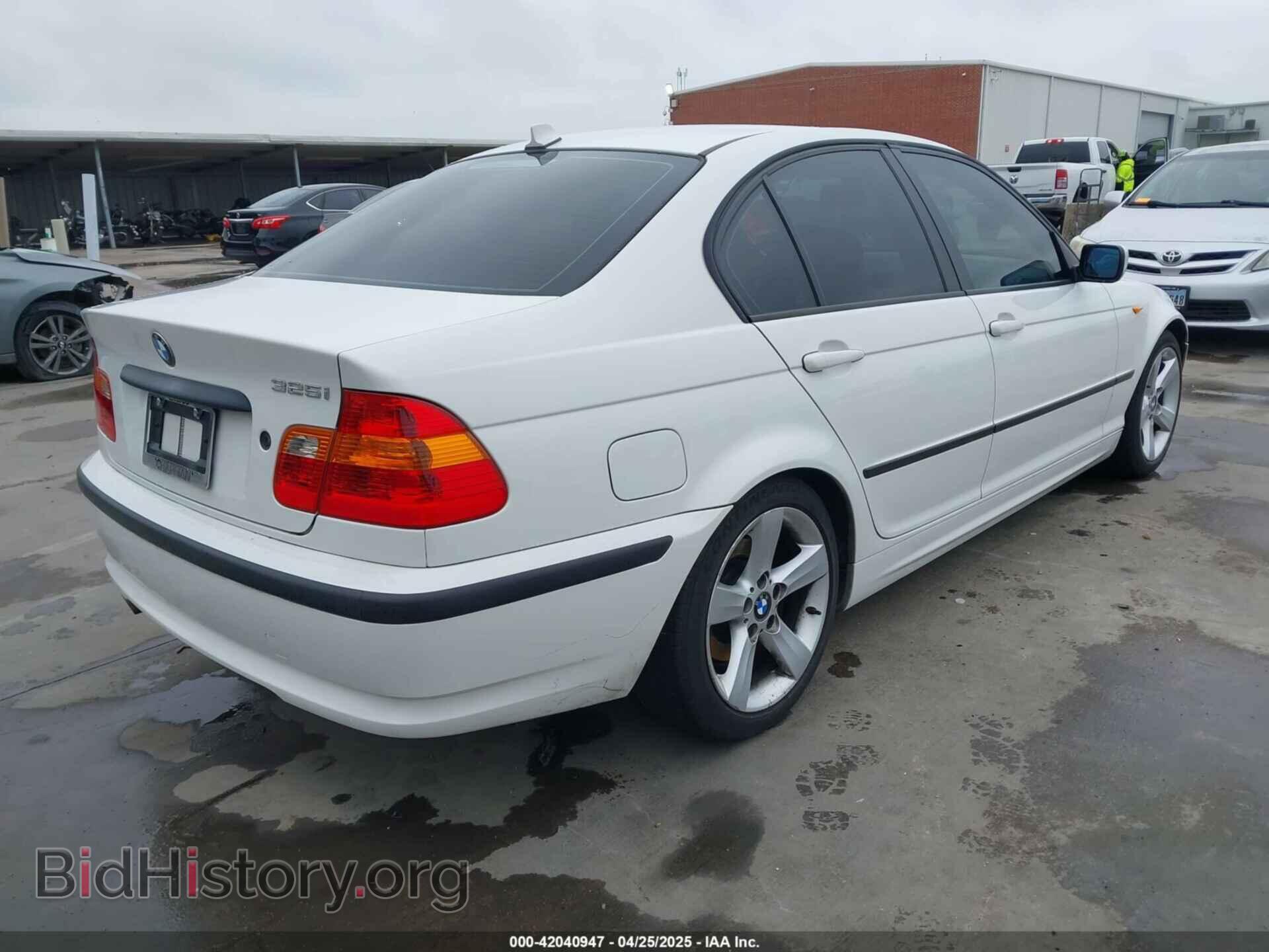 2005 BMW 325I - VIN: WBAEV33495KX09686 - Фото 4