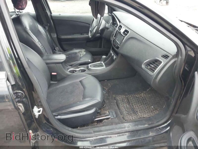 2013 Chrysler 200 (VIN 1C3CCBCG4DN736817) — photo 5 of 12