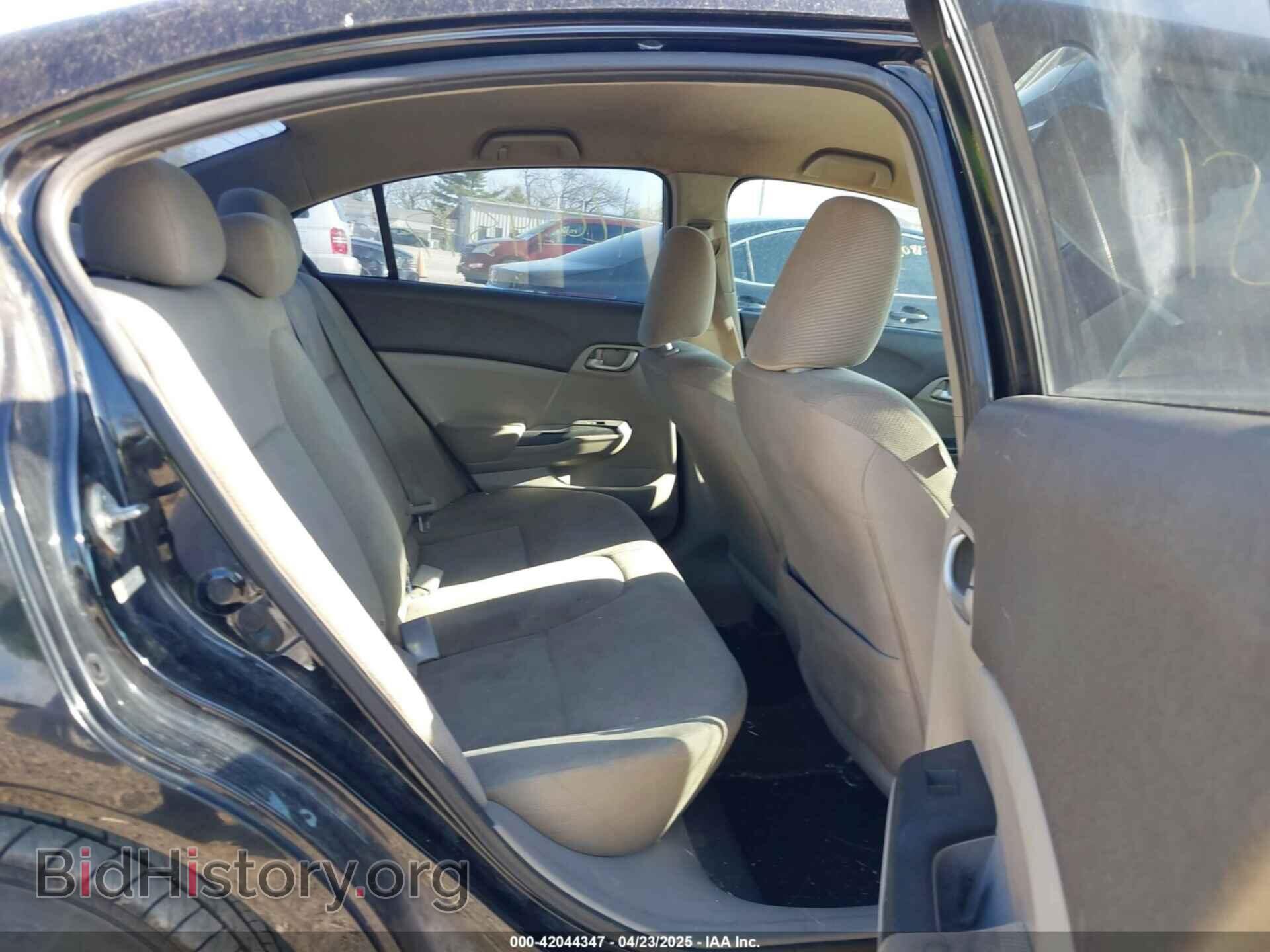 2012 HONDA CIVIC - VIN: 19XFB2F56CE037357 - Фото 8