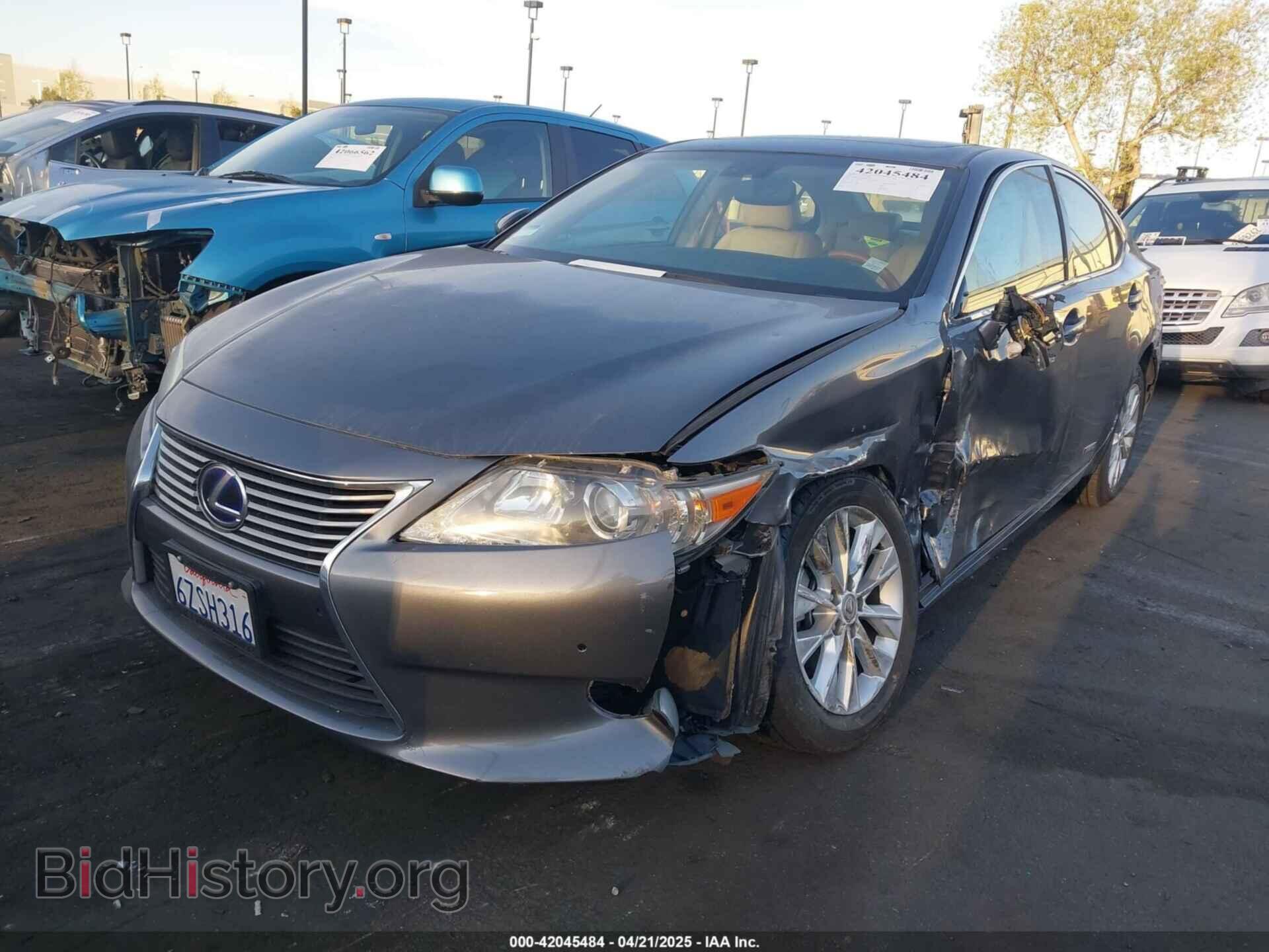 2013 LEXUS ES 300H - VIN: JTHBW1GG3D2015178 - Photo 2