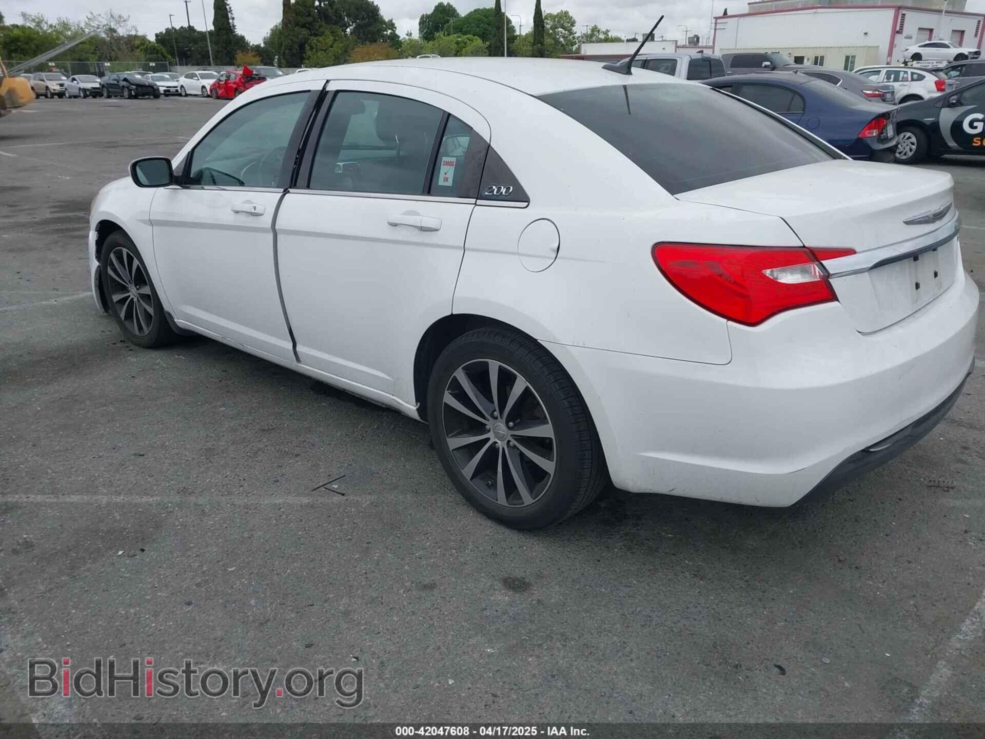 2012 CHRYSLER 200 - VIN: 1C3CCBBG2CN264035 - Фото 3