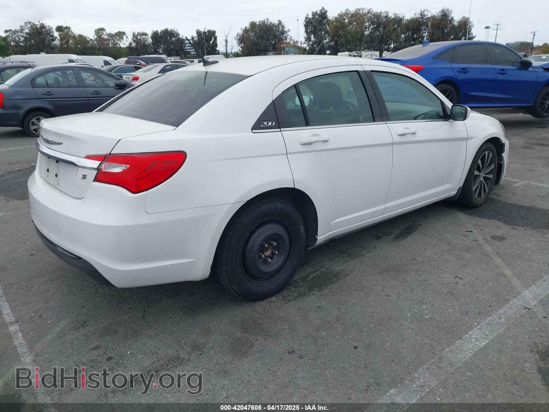 2012 CHRYSLER 200 - VIN: 1C3CCBBG2CN264035 - Фото 4