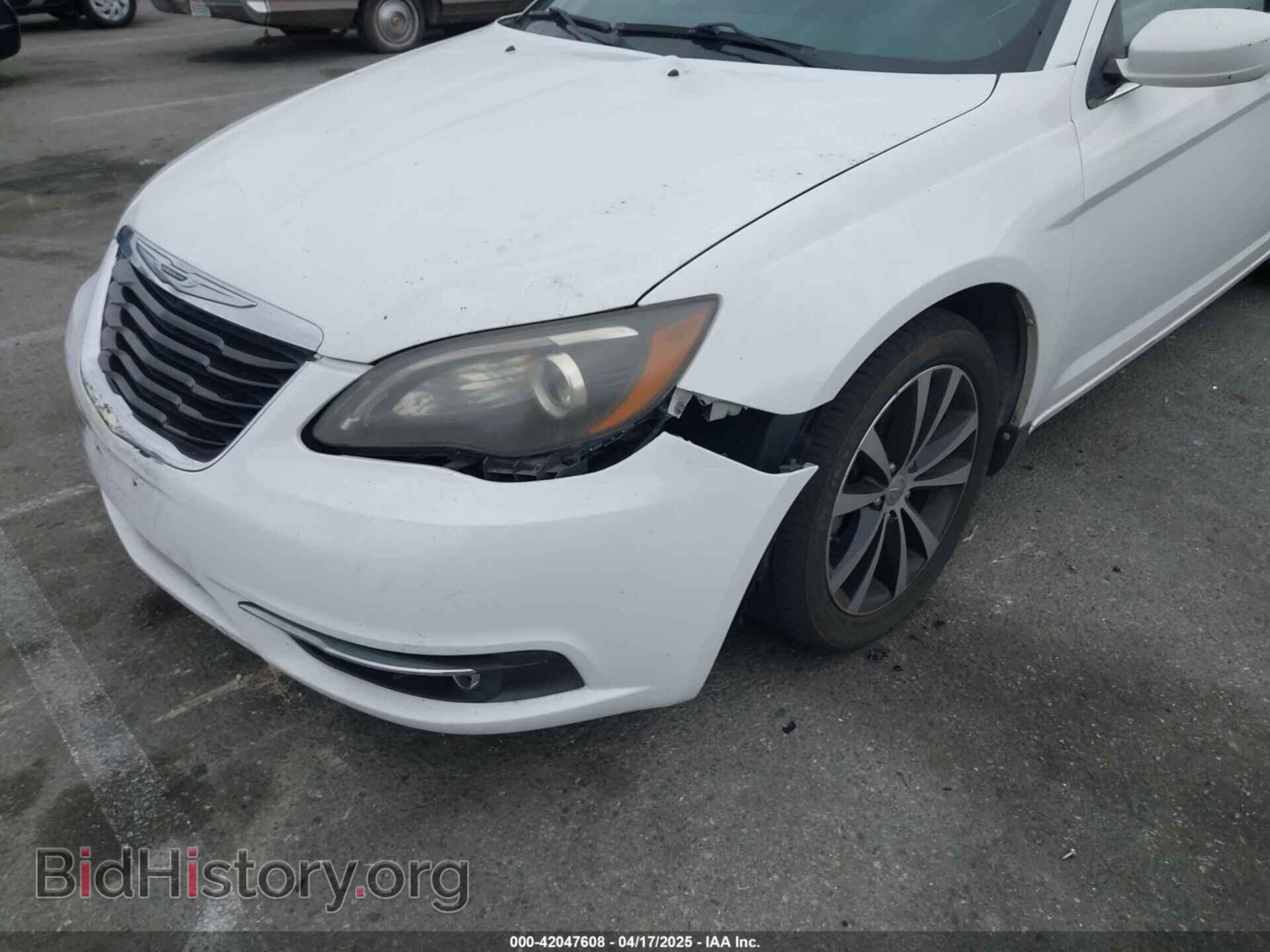 2012 CHRYSLER 200 - VIN: 1C3CCBBG2CN264035 - Фото 6