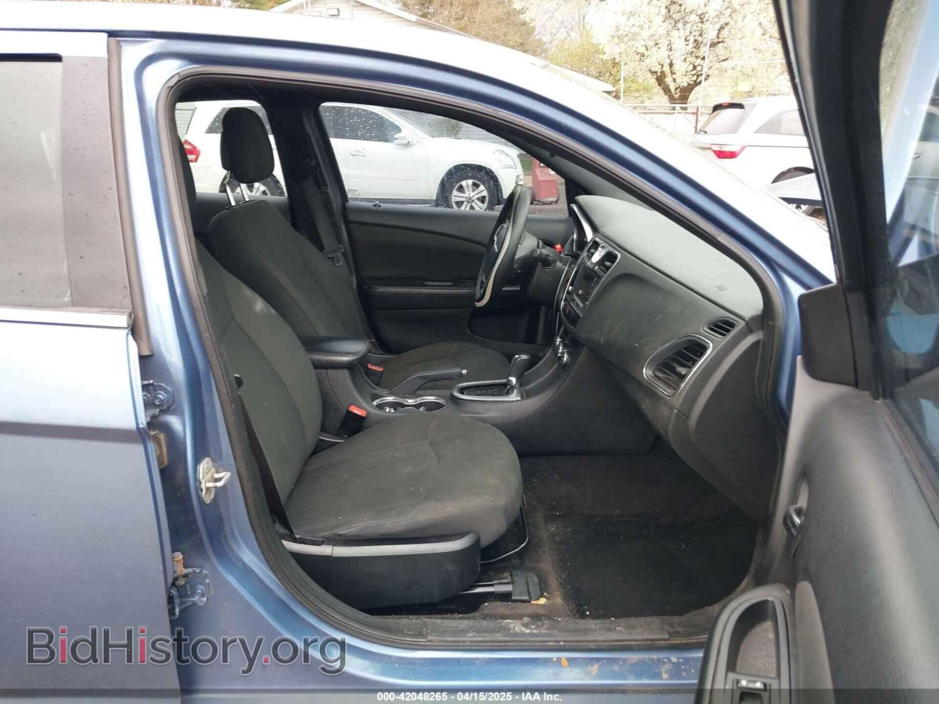 2011 CHRYSLER 200 - VIN: 1C3BC1FG3BN614903 - Фото 5