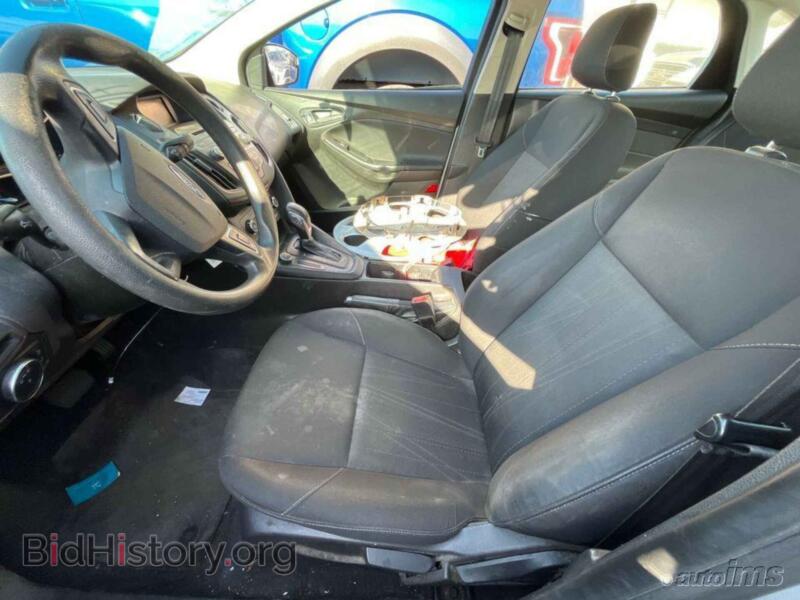 2015 Ford FOCUS (VIN 1FADP3E26FL326097) — photo 3 of 19