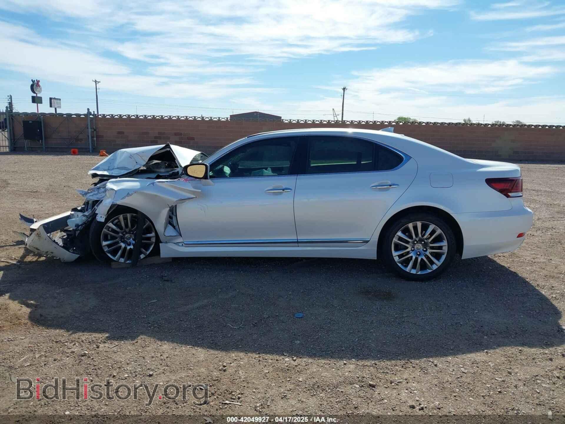 2016 LEXUS LS 460 - VIN: JTHBL5EF2G5143103 - Photo 14