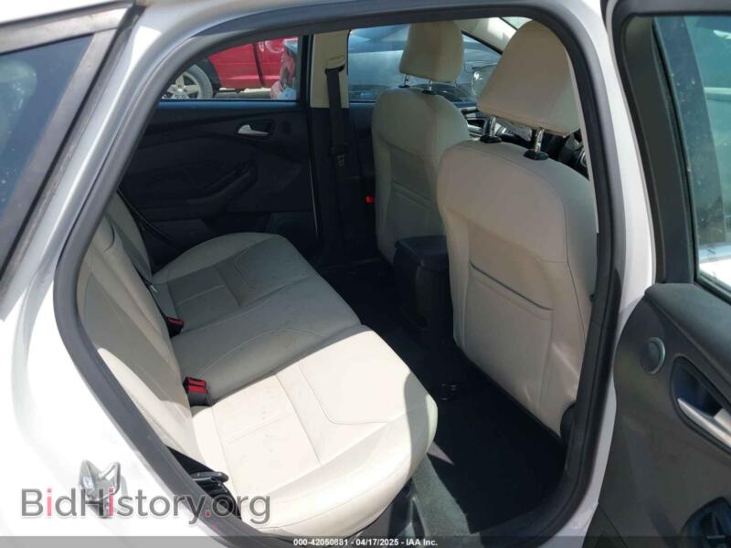 2016 Ford FOCUS (VIN 1FADP3N28GL222941) — photo 8 of 16
