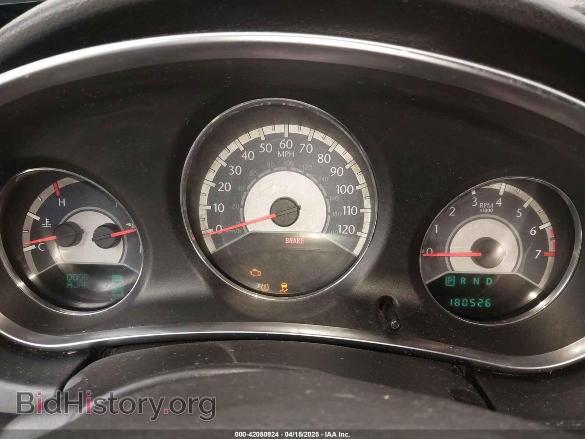 2011 CHRYSLER 200 - VIN: 1C3BC2FG9BN588636 - Фото 7