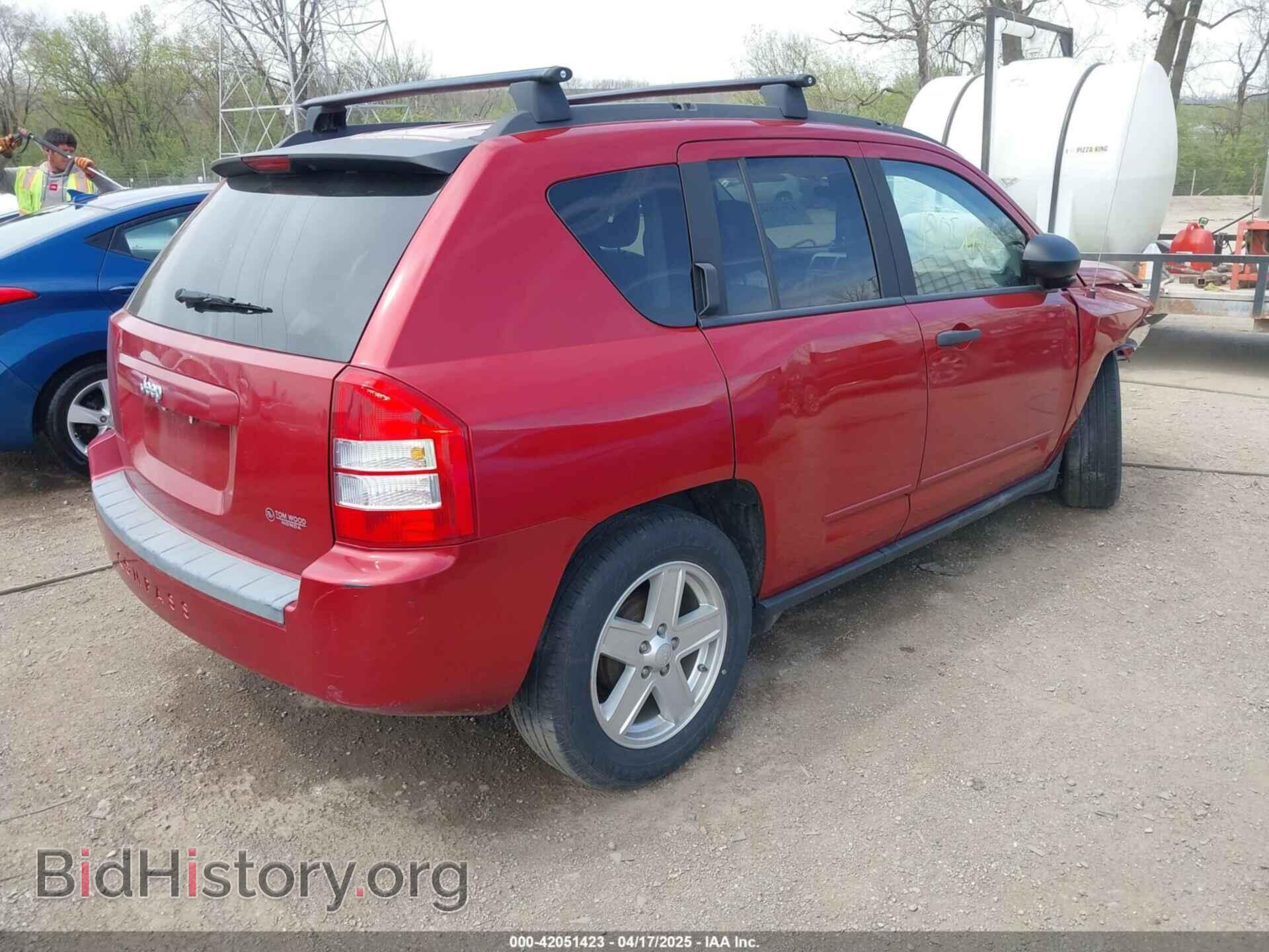 2008 JEEP COMPASS - VIN: 1J8FT47WX8D781576 - Фото 4