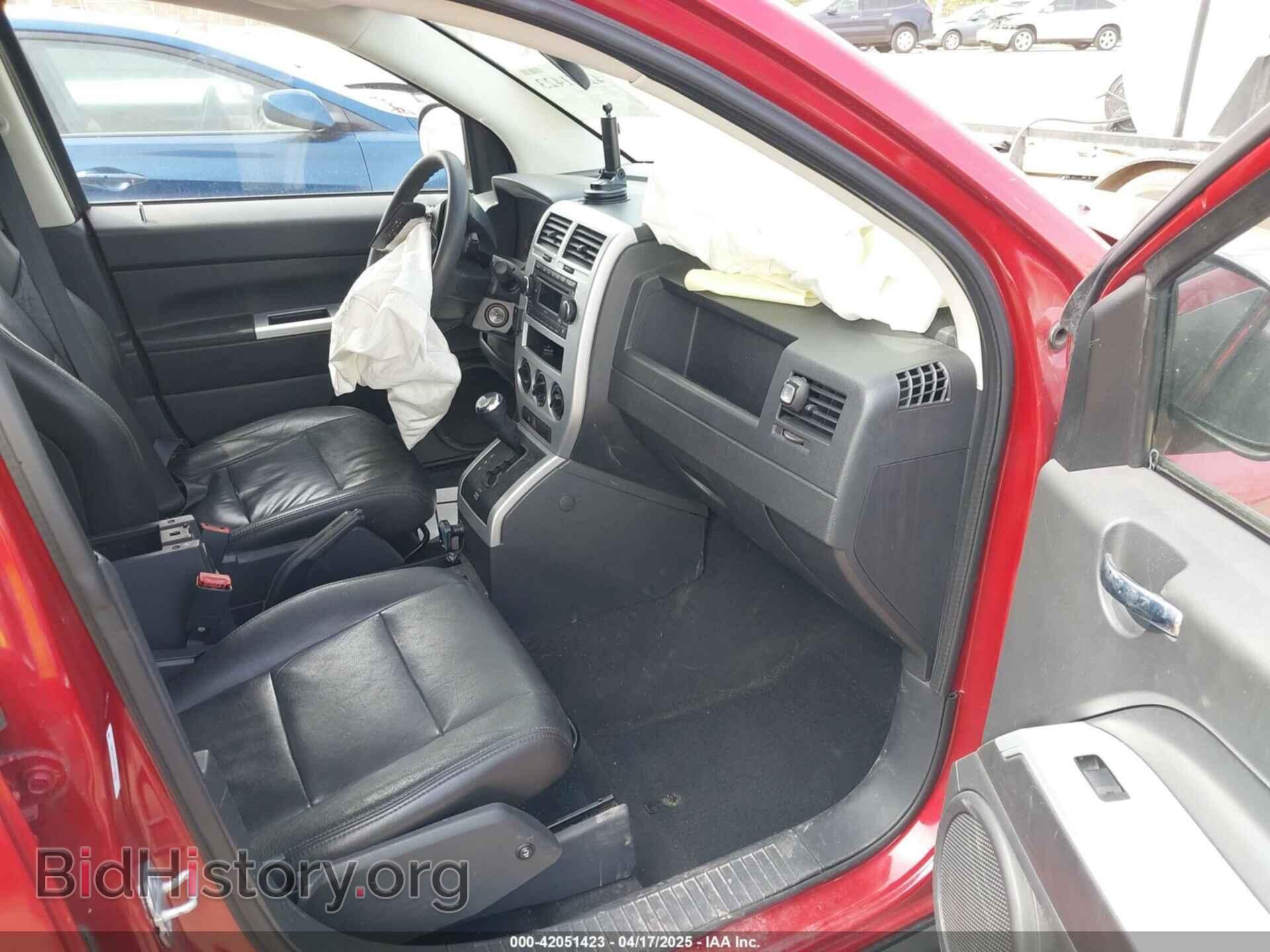 2008 JEEP COMPASS - VIN: 1J8FT47WX8D781576 - Фото 5